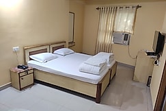 Hotel Gharana, Gaya
