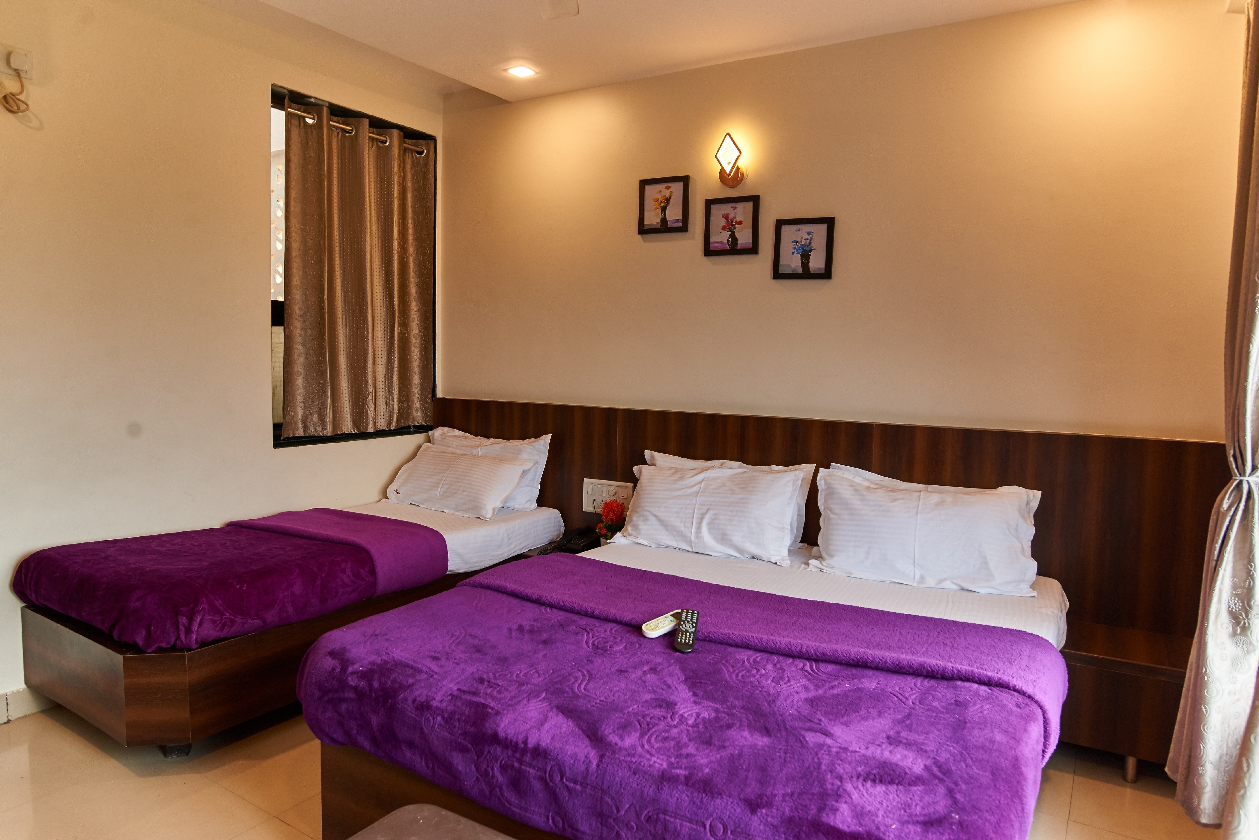 Standard Triple Bed Non AC 1