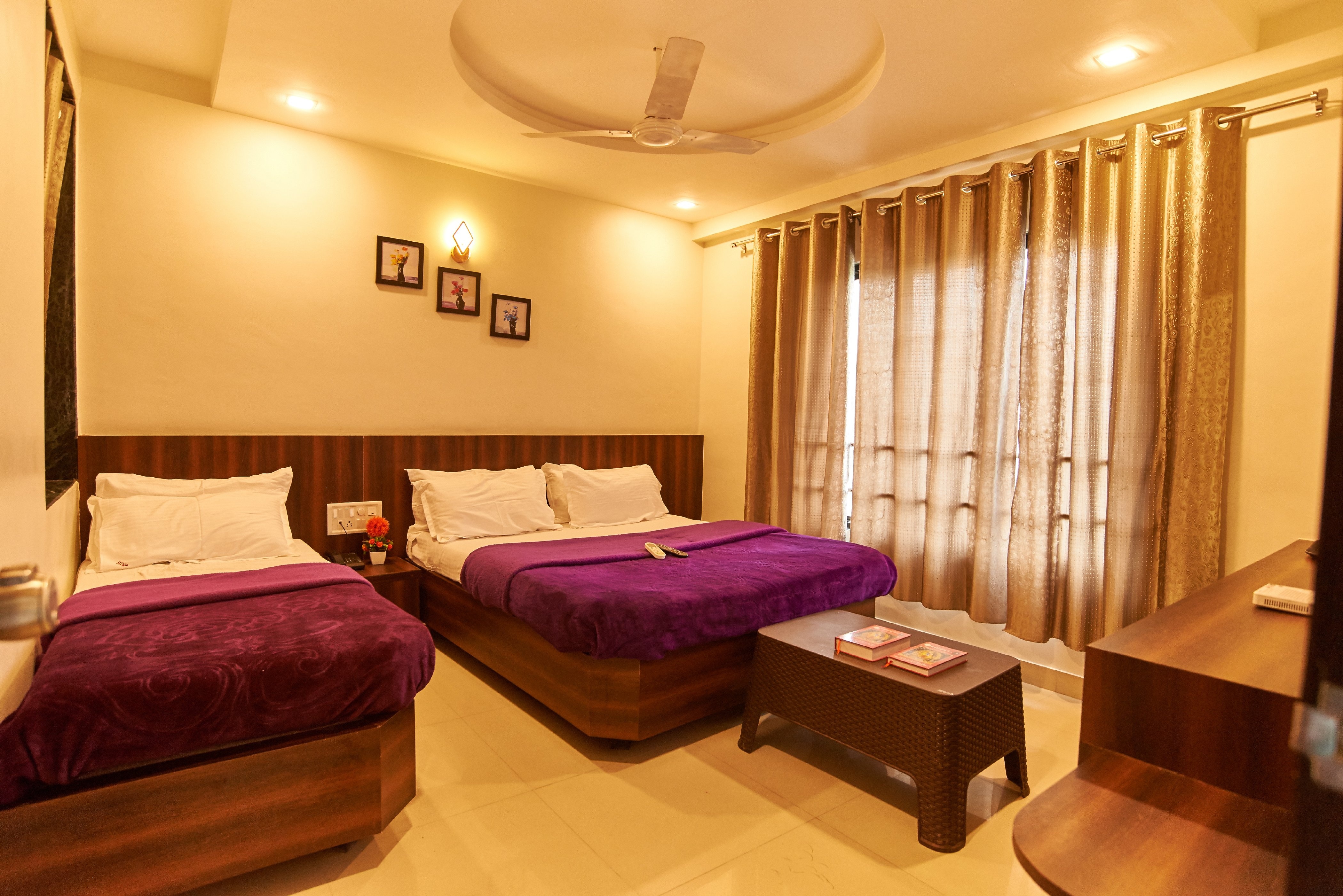 Deluxe Triple Bed AC 1