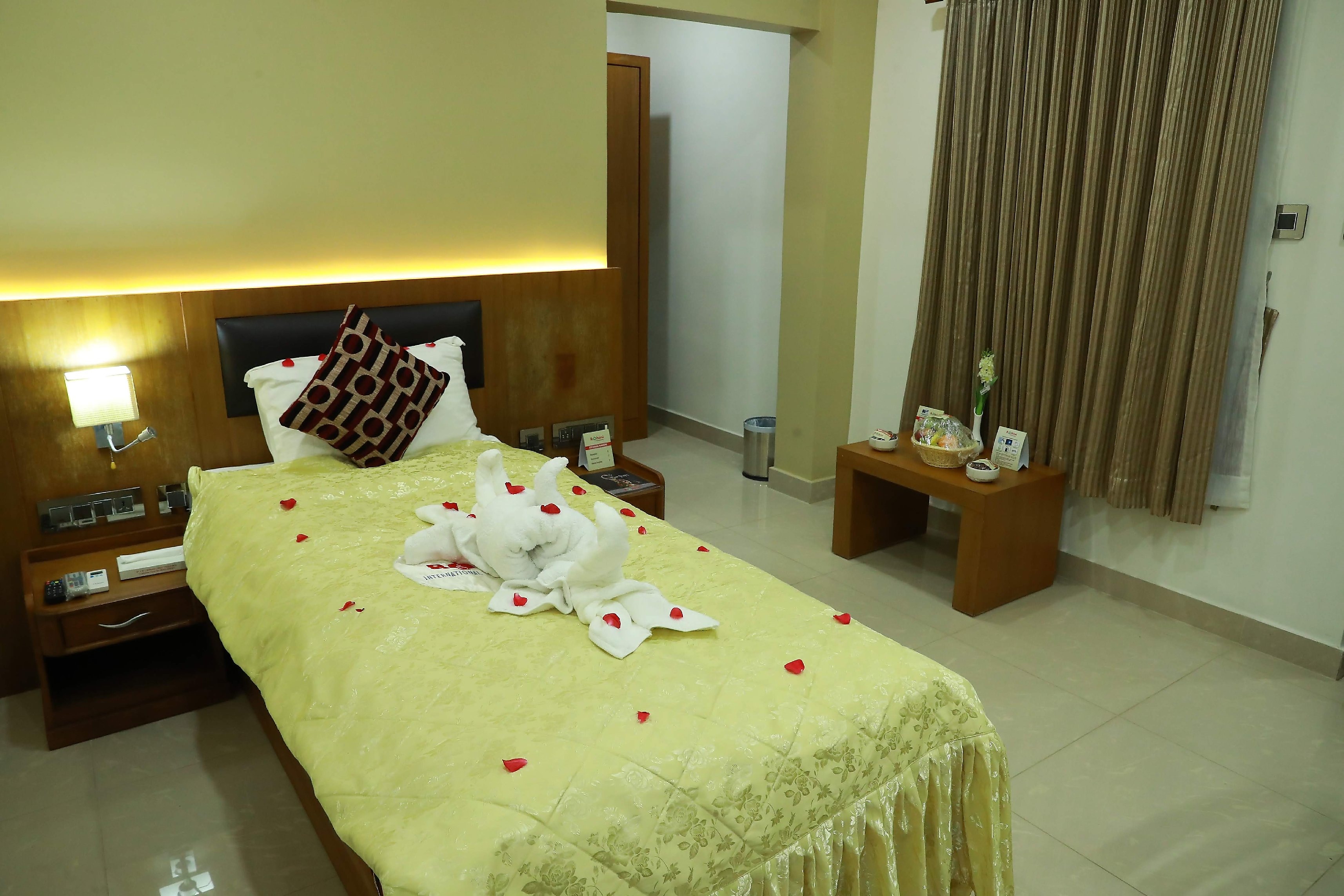 Rohini International  Vithura - Tap to explore photos