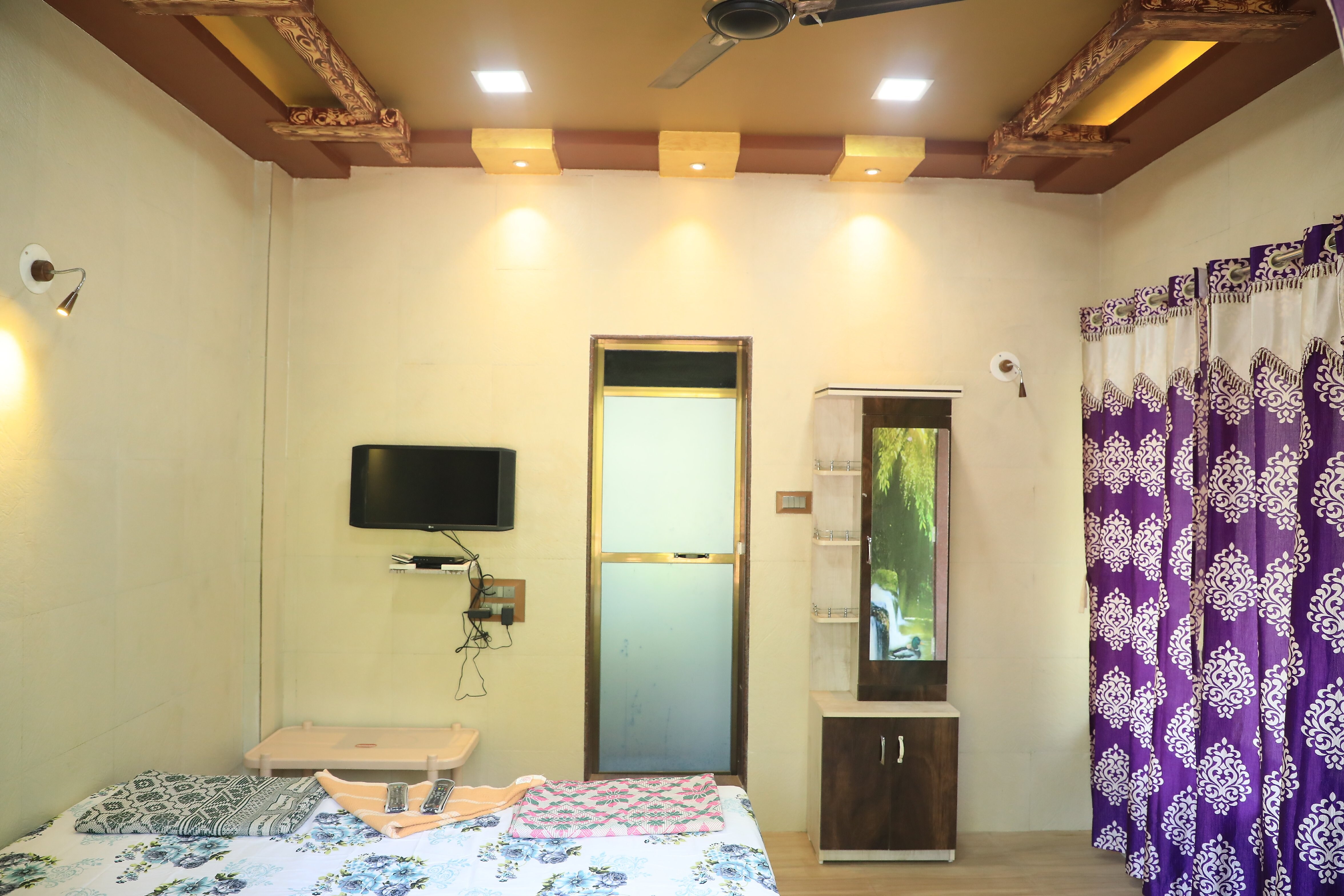 Shree Swami Samarth Homestay - Tap to explore photos