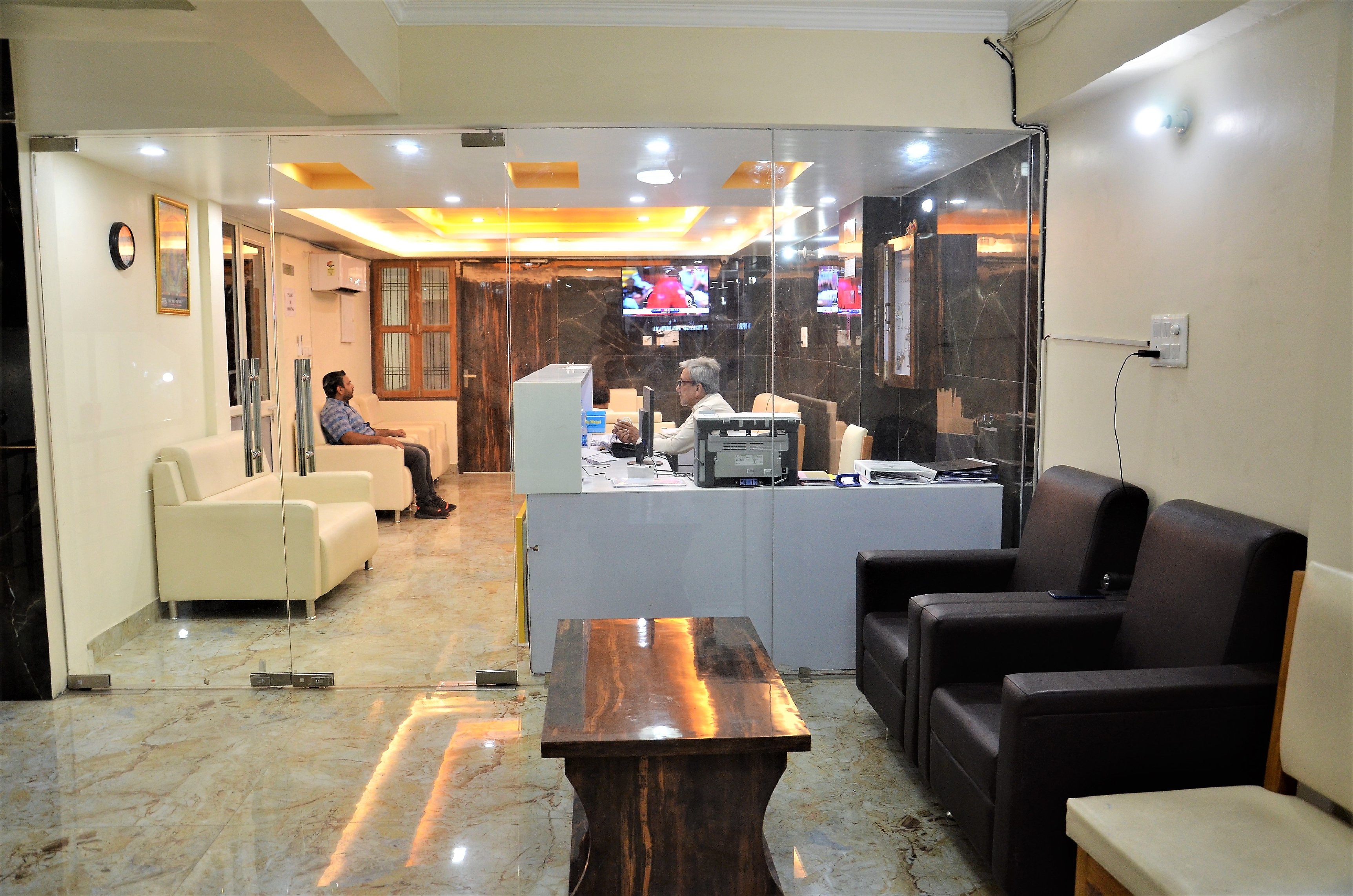 Hotel Kunti International - Tap to explore photos