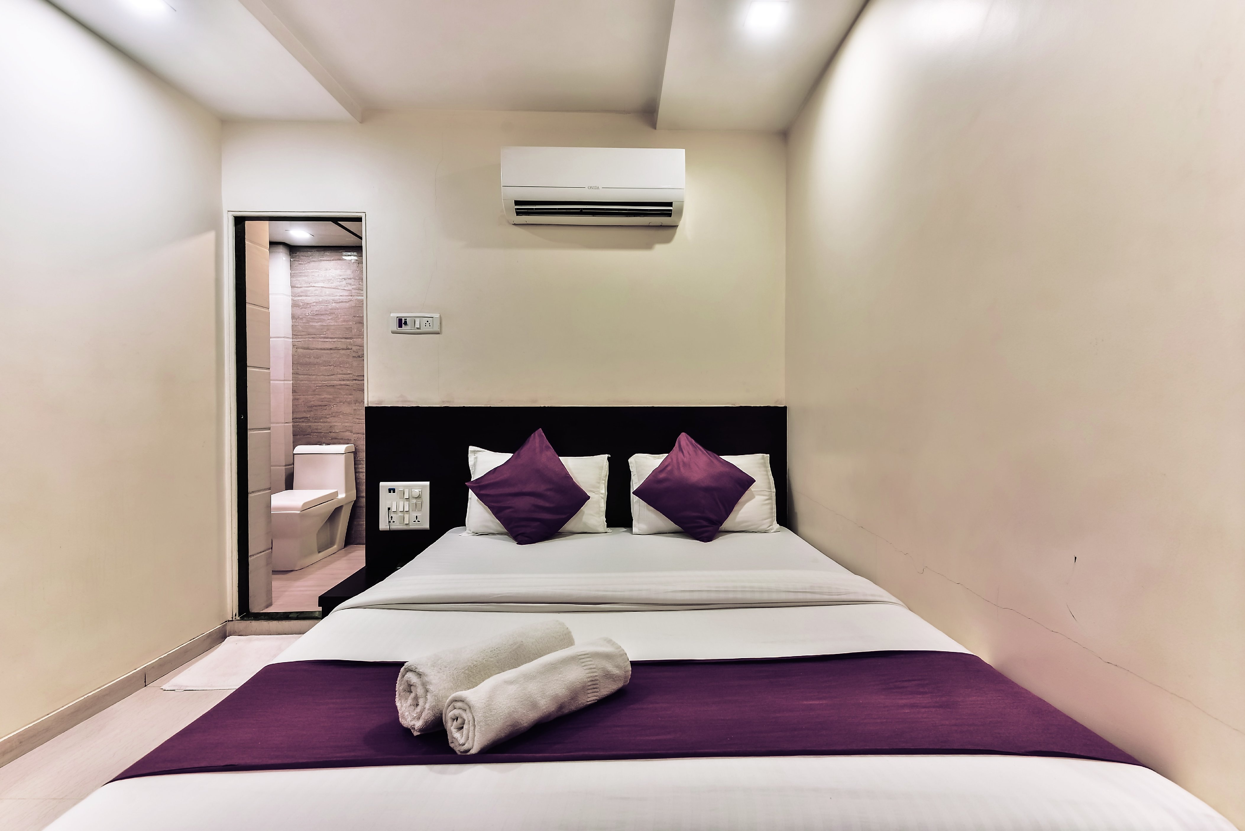 Hotel Guest Inn Residency 5