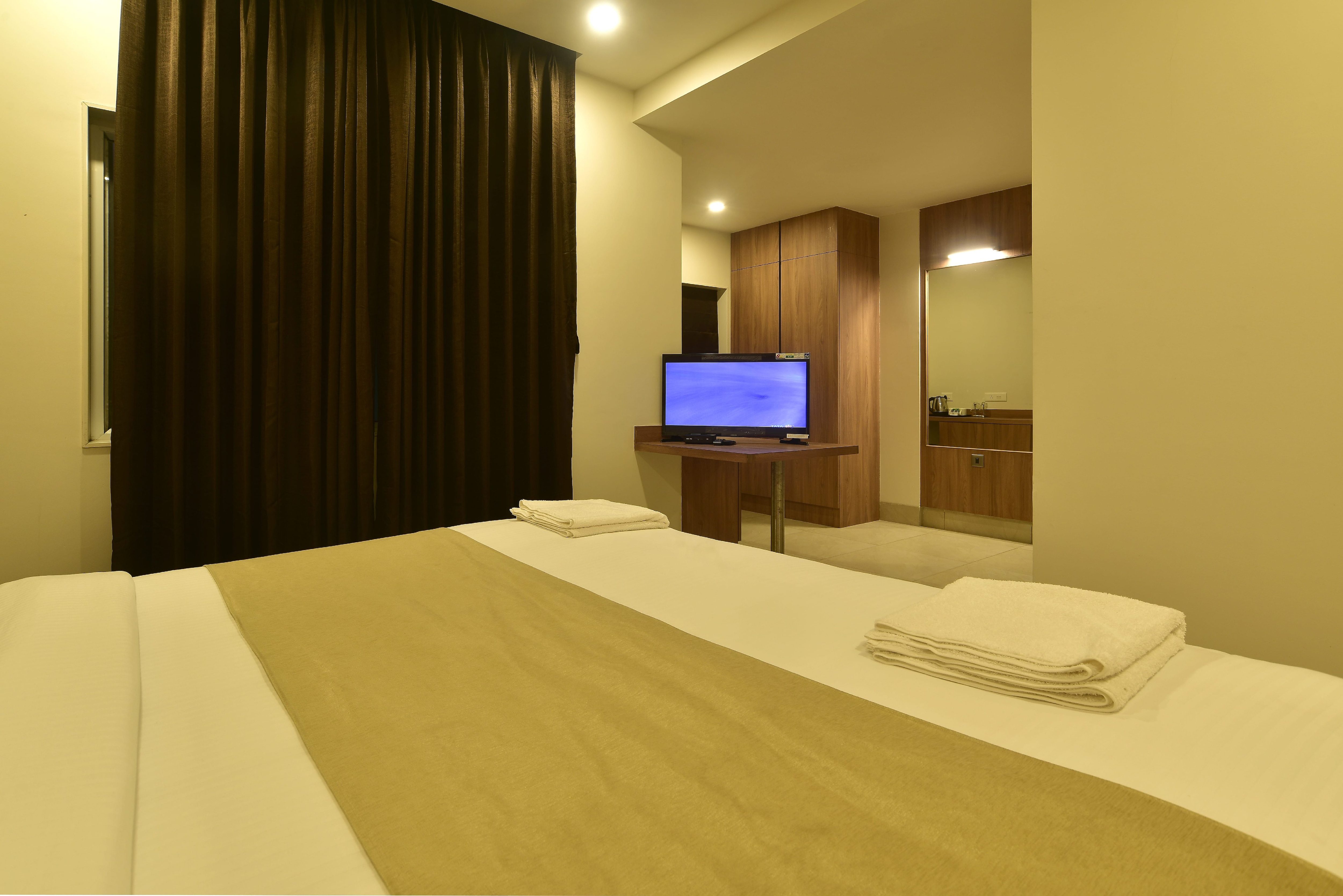 Deluxe Room 1