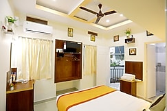 Base9 Airport Hotel, Cochin