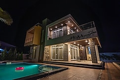 RockFort Villa - 4BHK, Private Pool WITH Club House, Lonavala