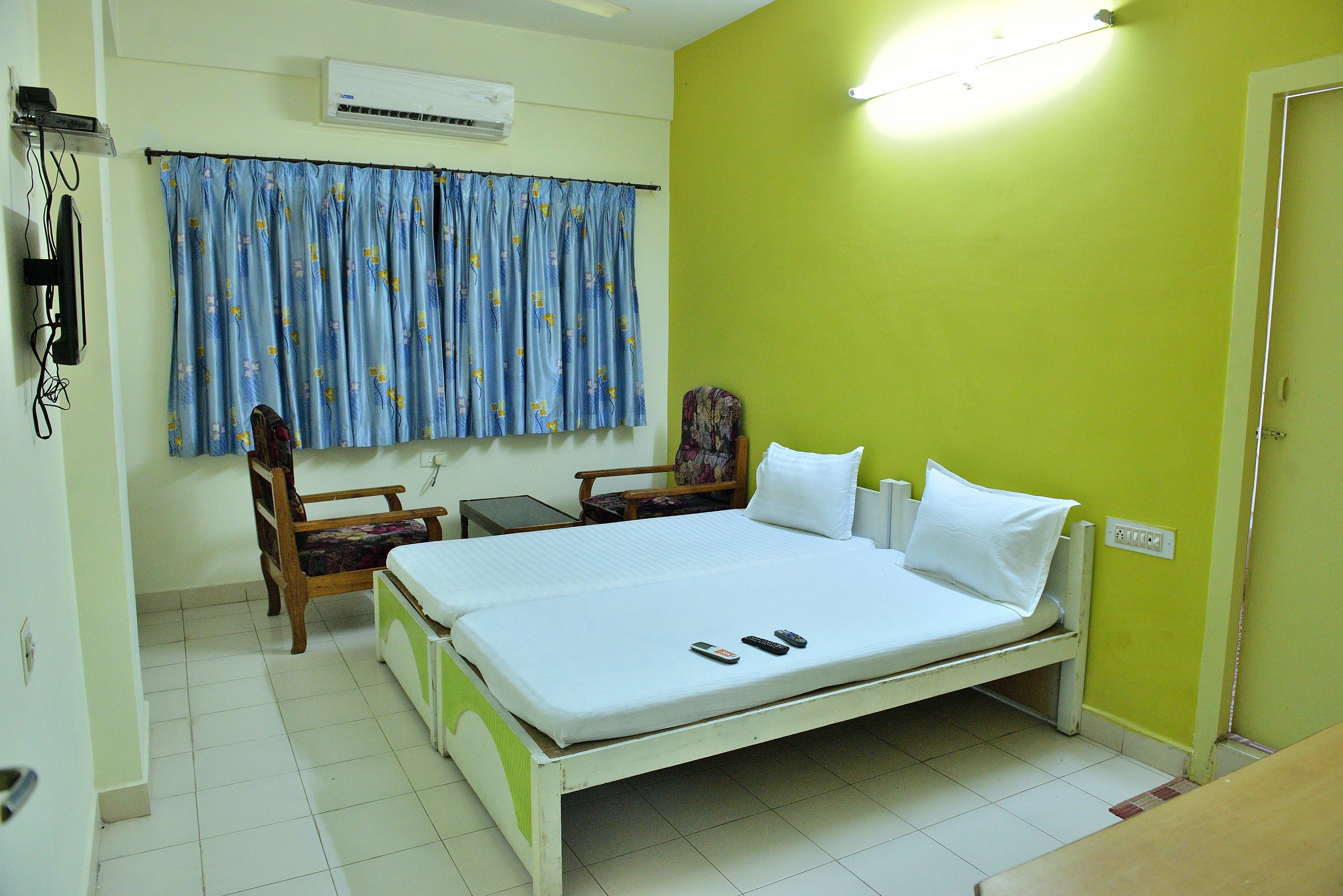 SREE HOTEL - Tap to explore photos