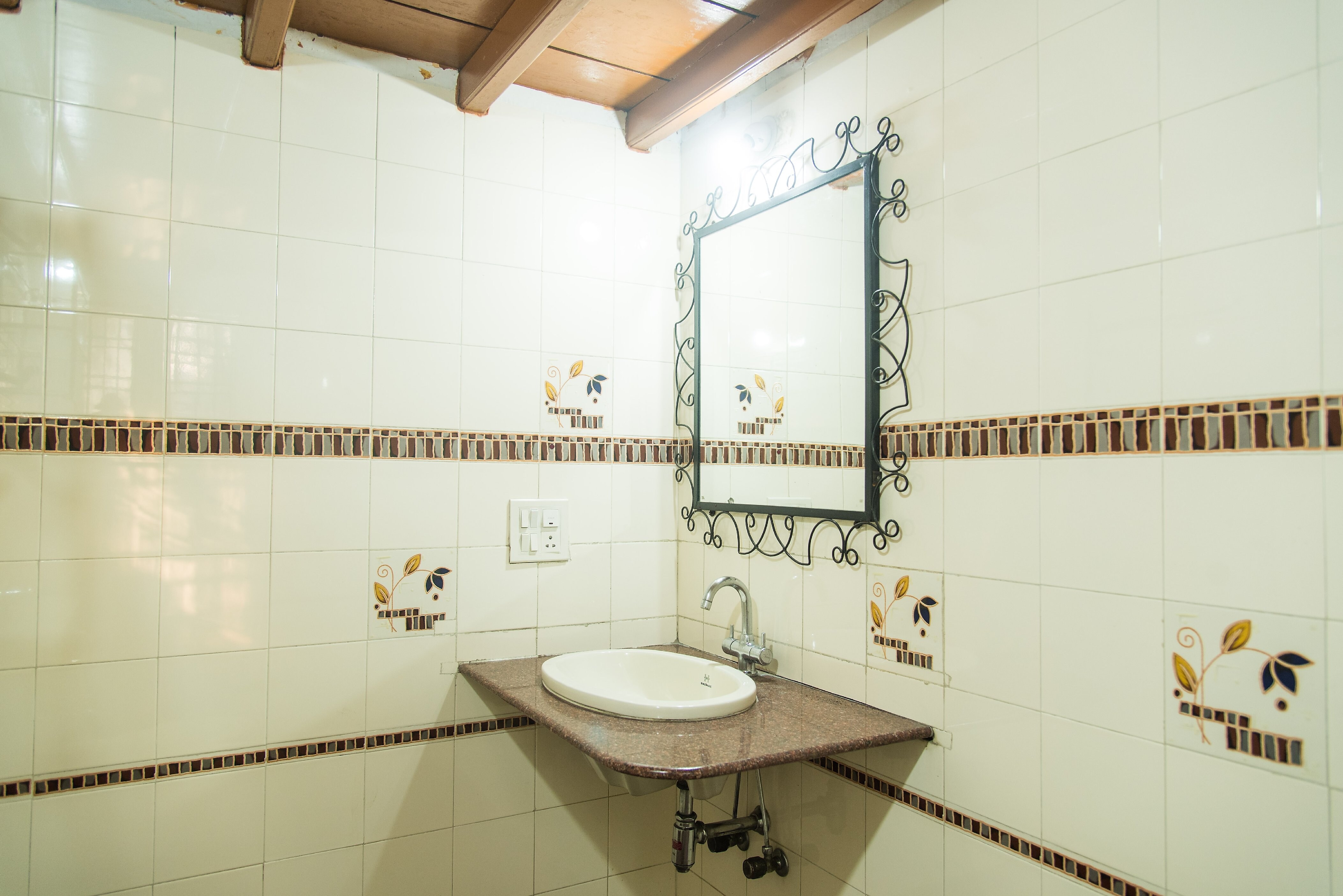 2BHK near Forum Mall - Tap to explore photos