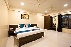 Hotel Kedari Residency, Pune