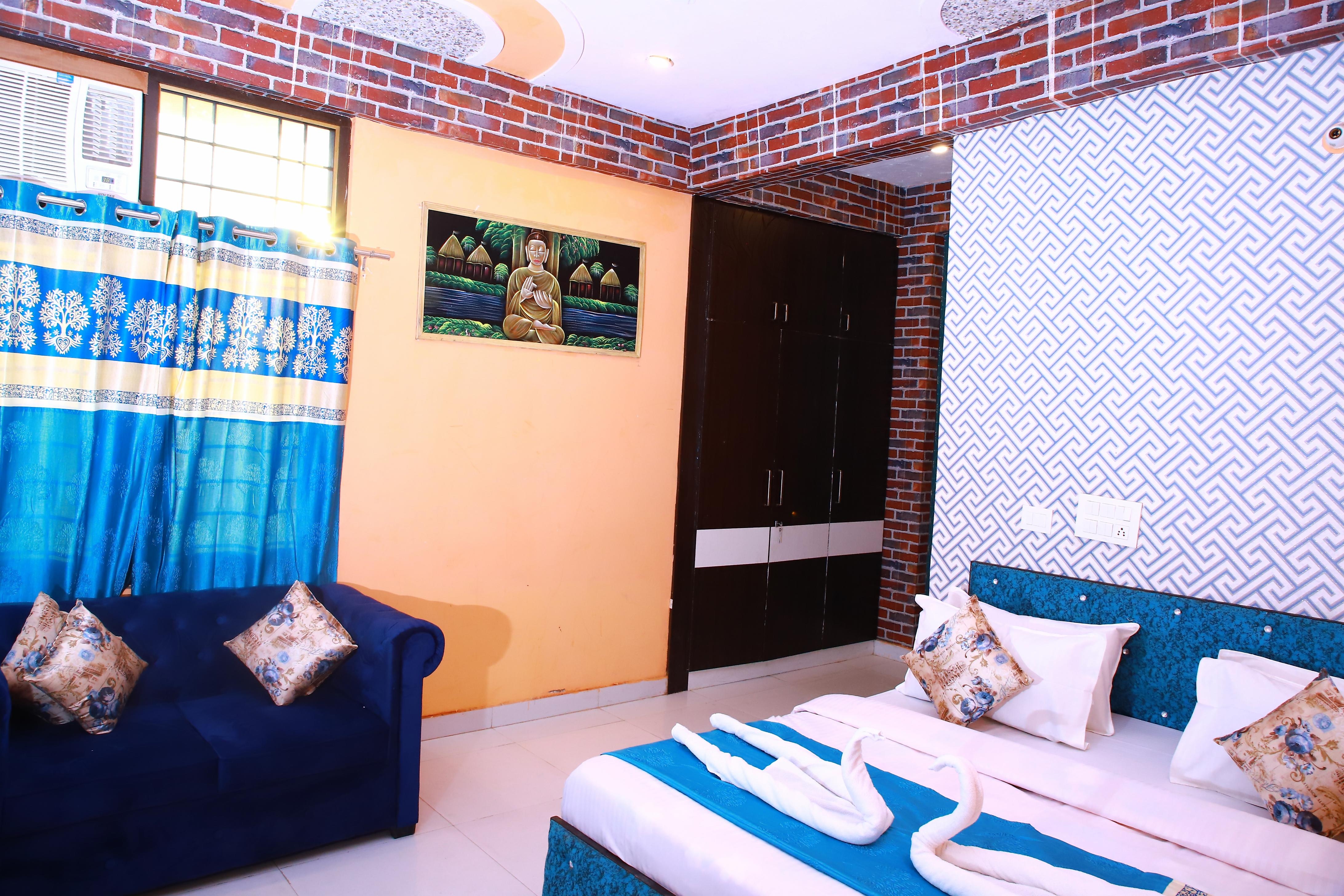 23rd Downtown City View | 1 BHK Apartment - Tap to explore photos
