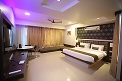 Hotel Seven Sky, Nashik