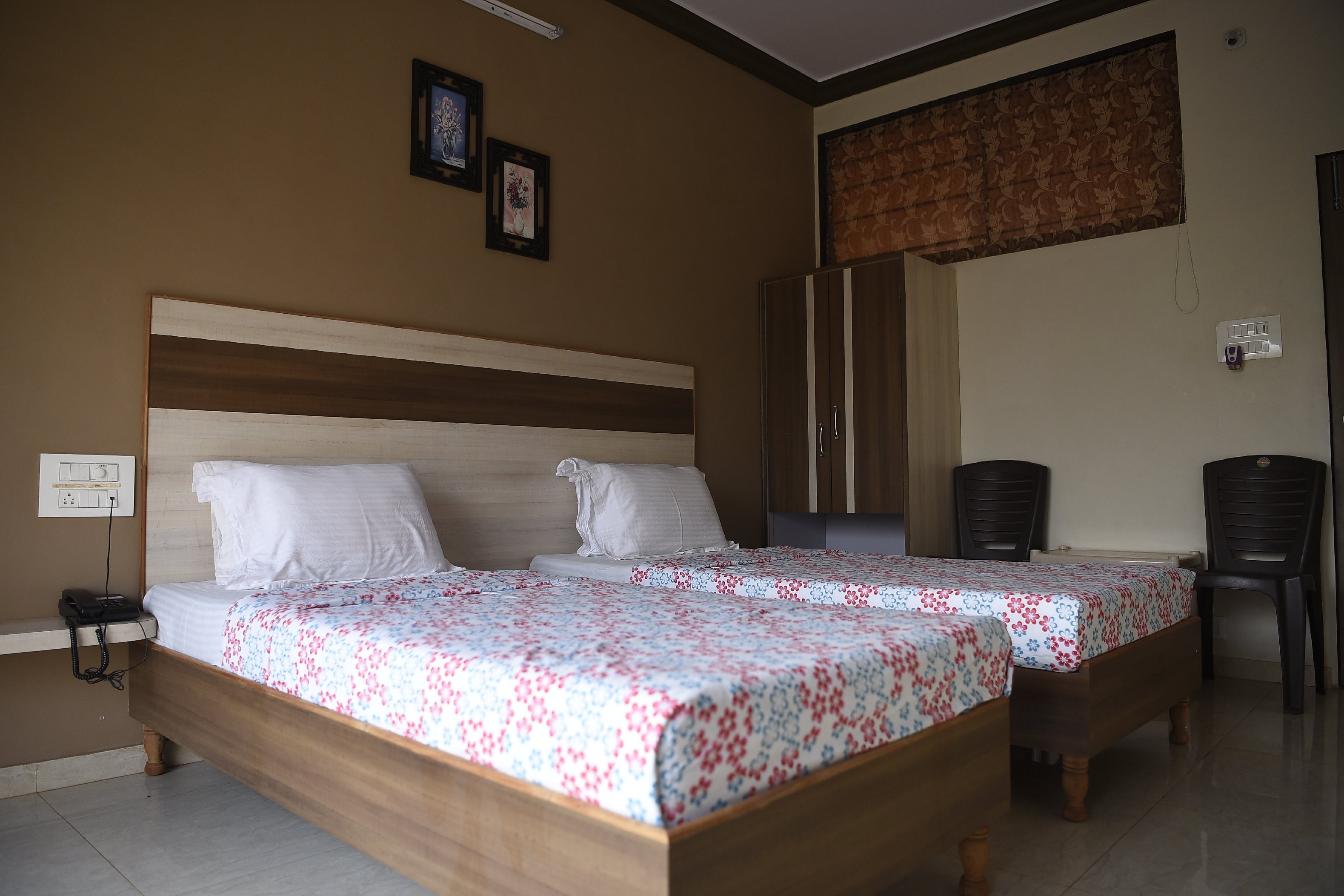 Hotel Abhishek 2