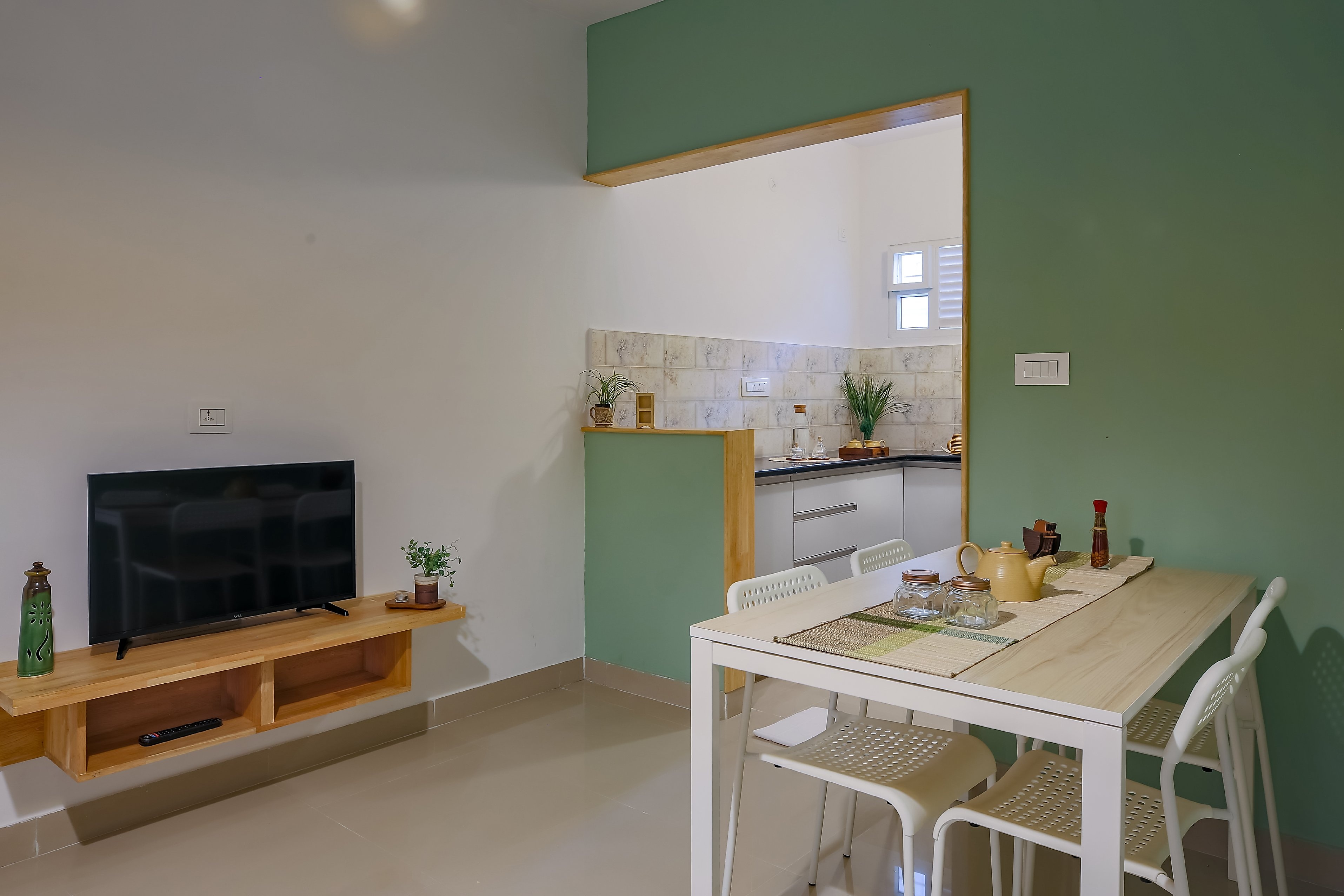 Oasis Executive Suites - Tap to explore photos