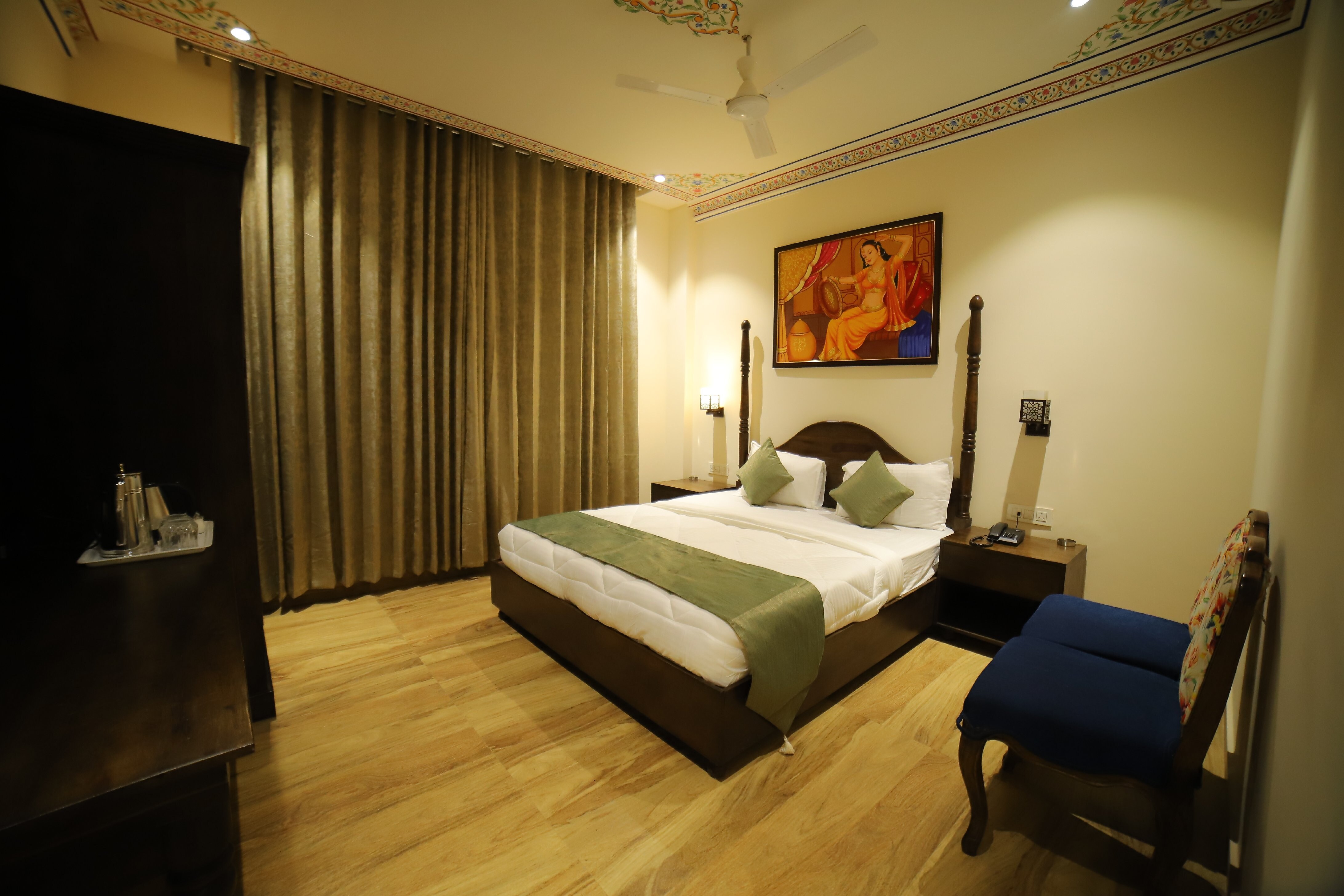 Hotel Coralbird Inn - Tap to explore photos