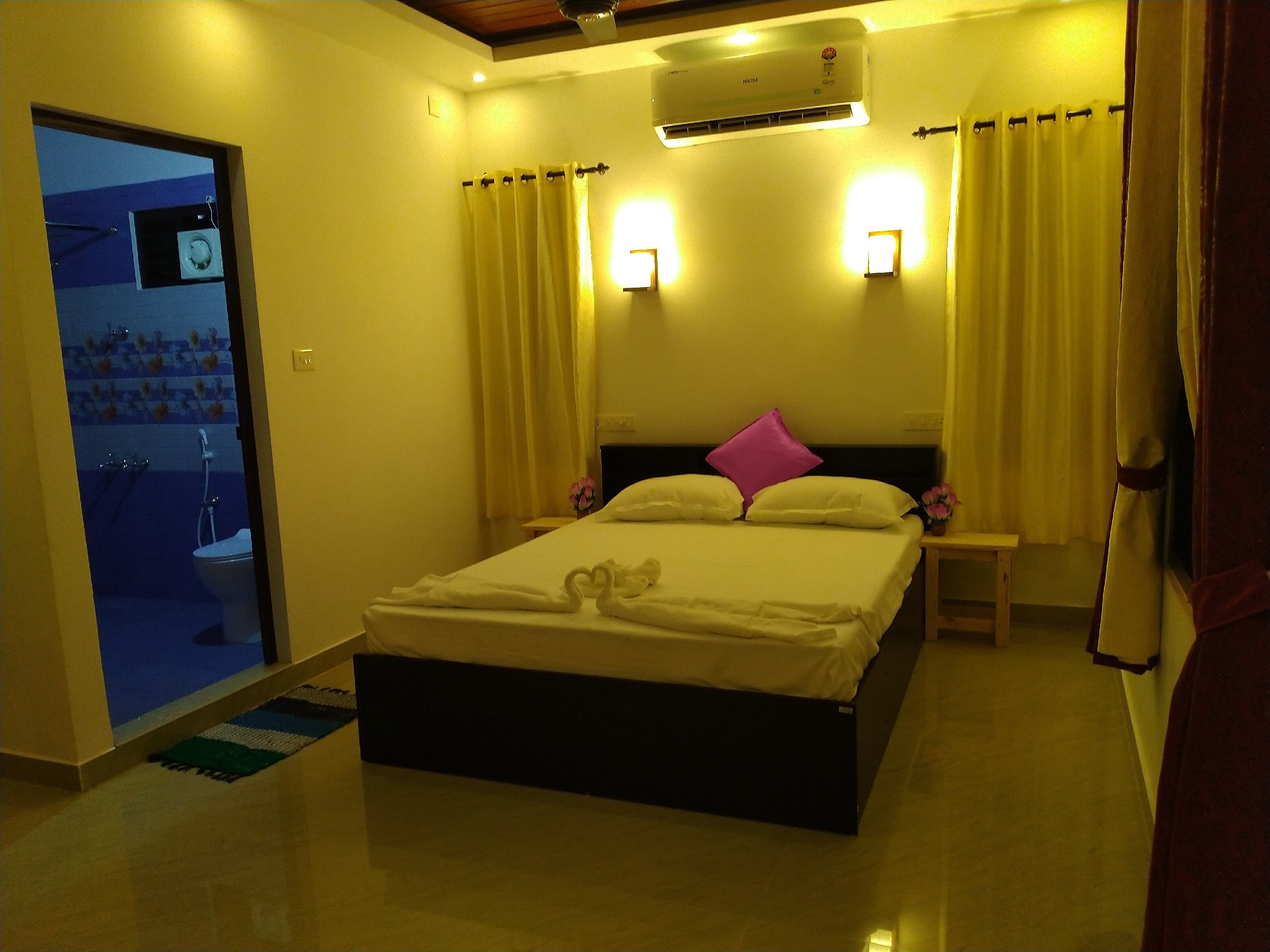 Marari Xavier's Inn - Tap to explore photos