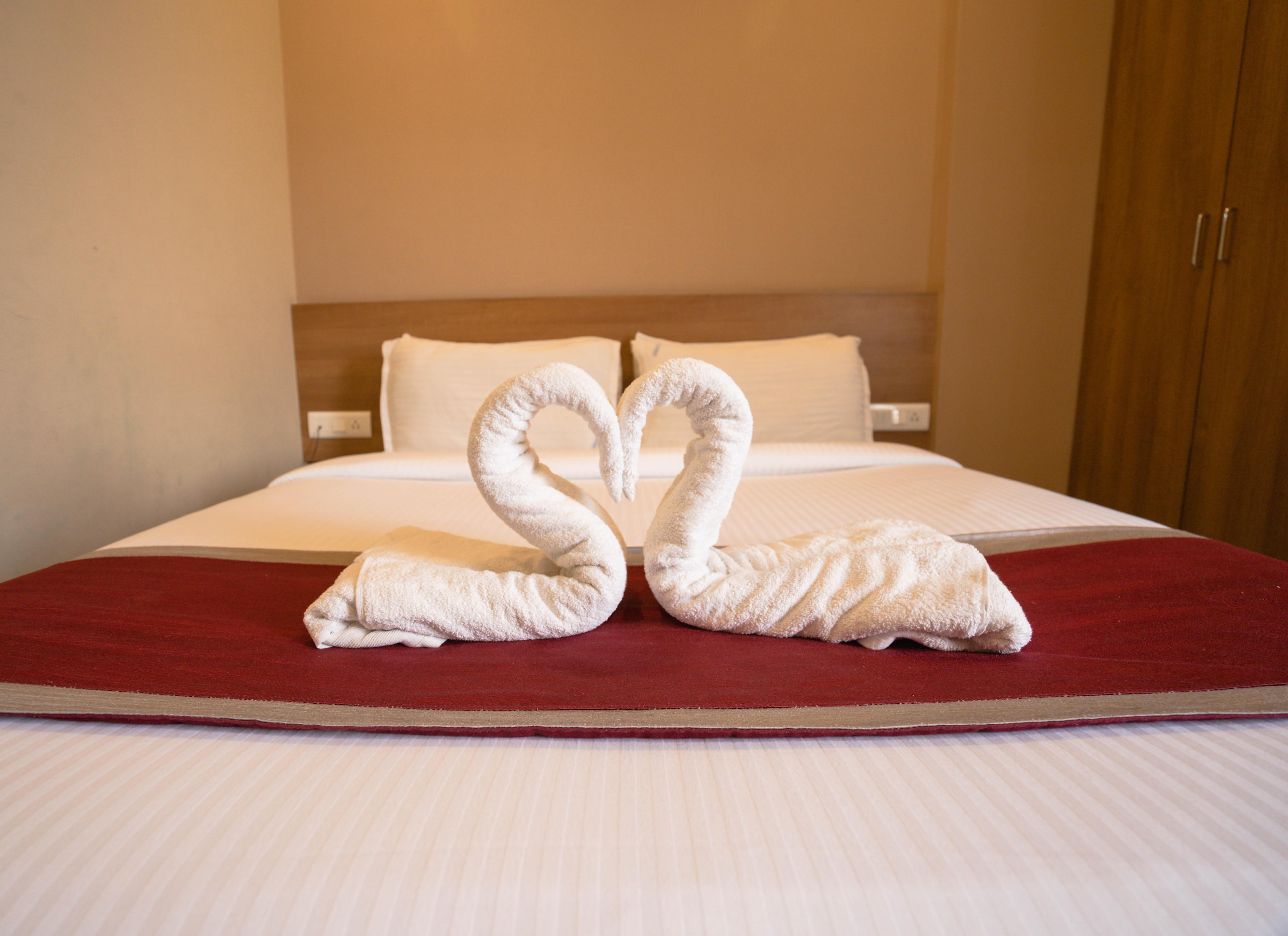 SAMASTH ROOMS & SUITES - Tap to explore photos
