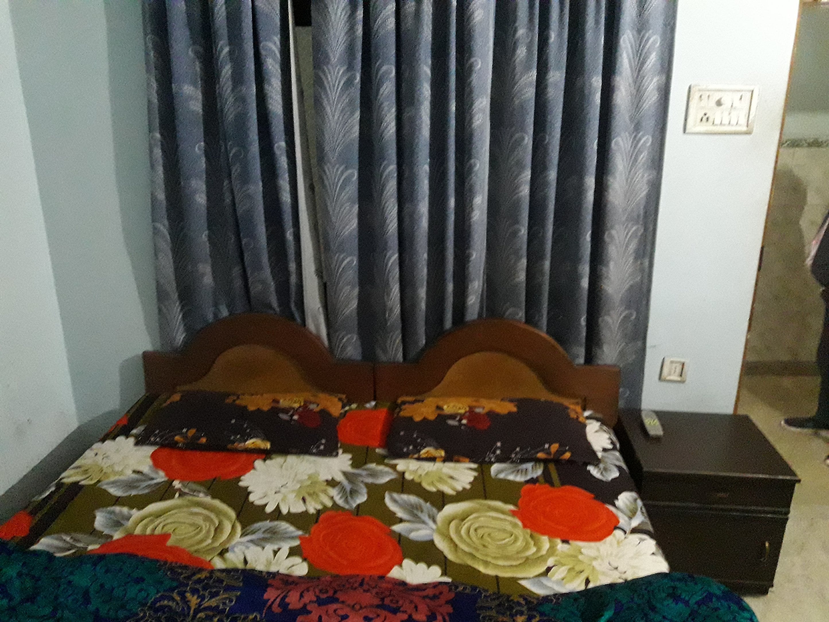 Hotel Harish - Tap to explore photos