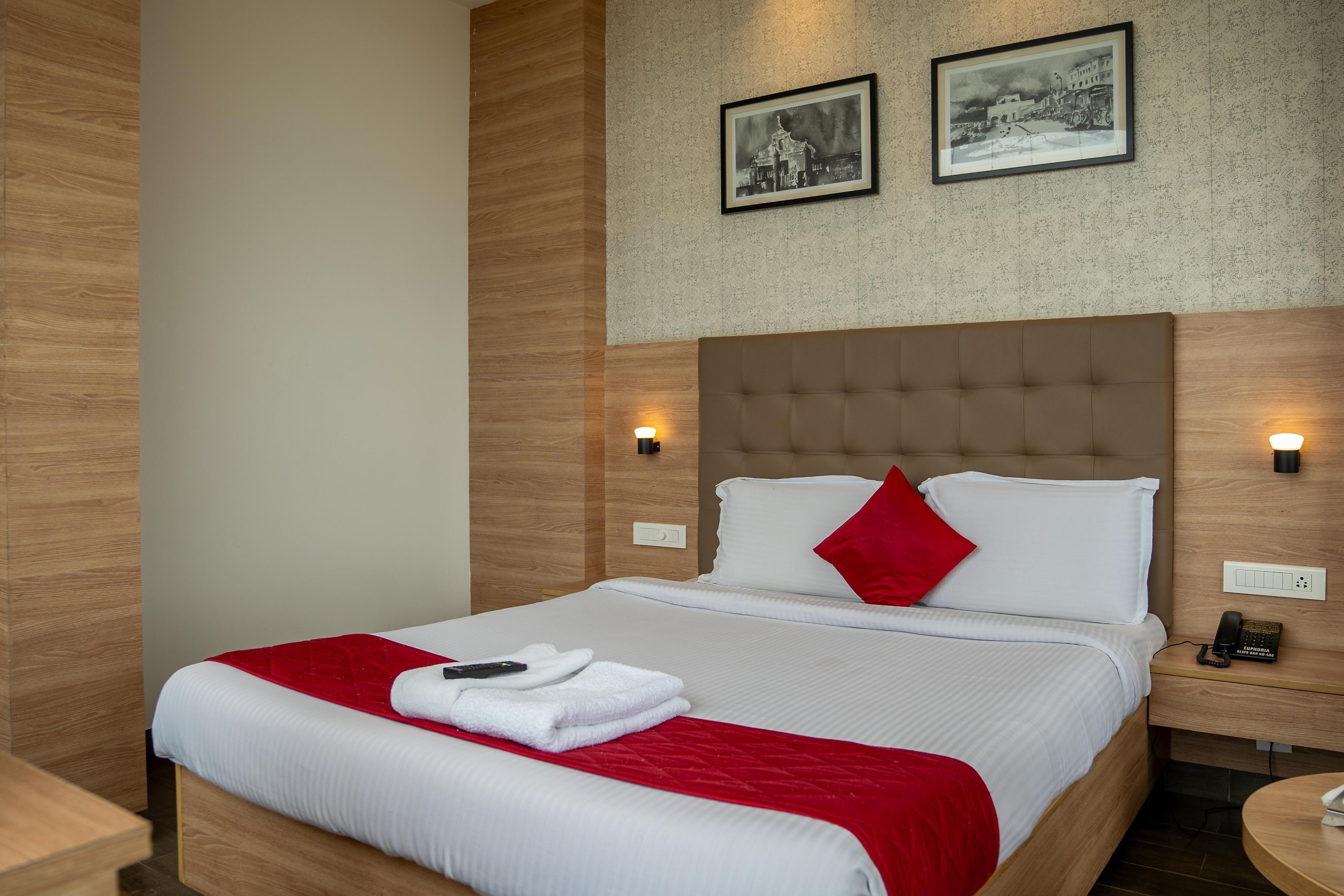 HOTEL ANNAMALAI - Tap to explore photos