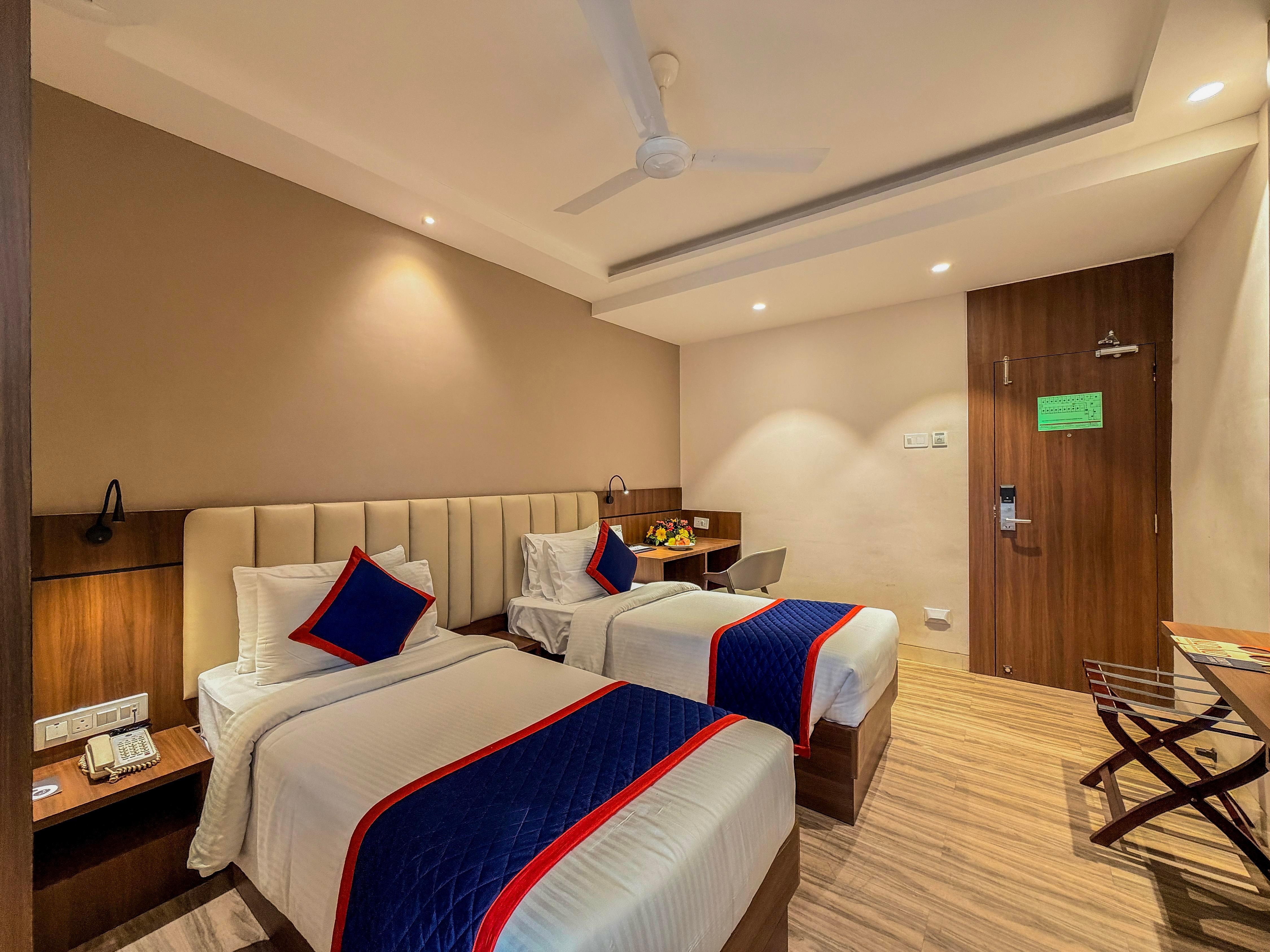 Superior Twin Room 1