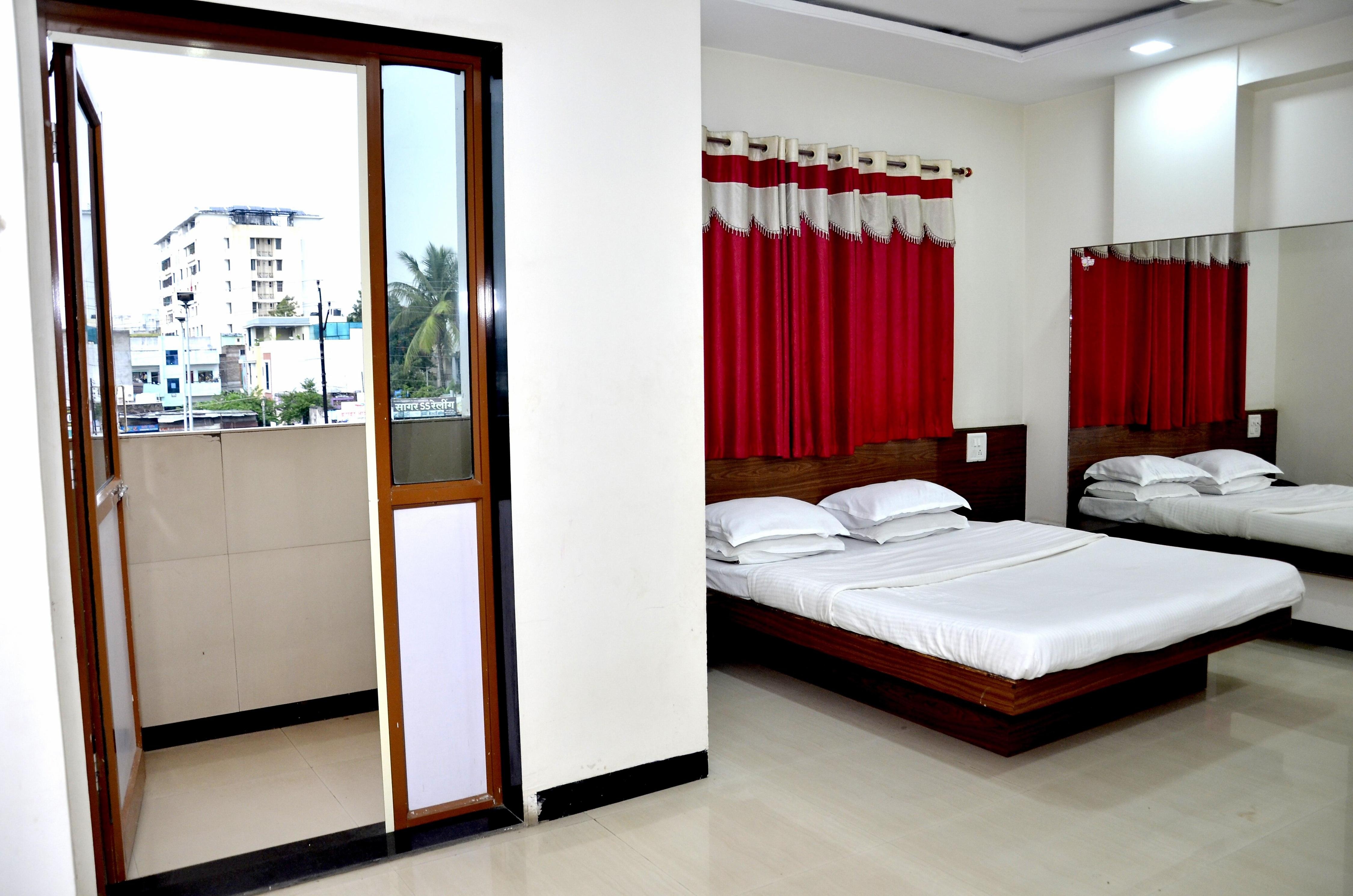 Hotel Adarsh 3