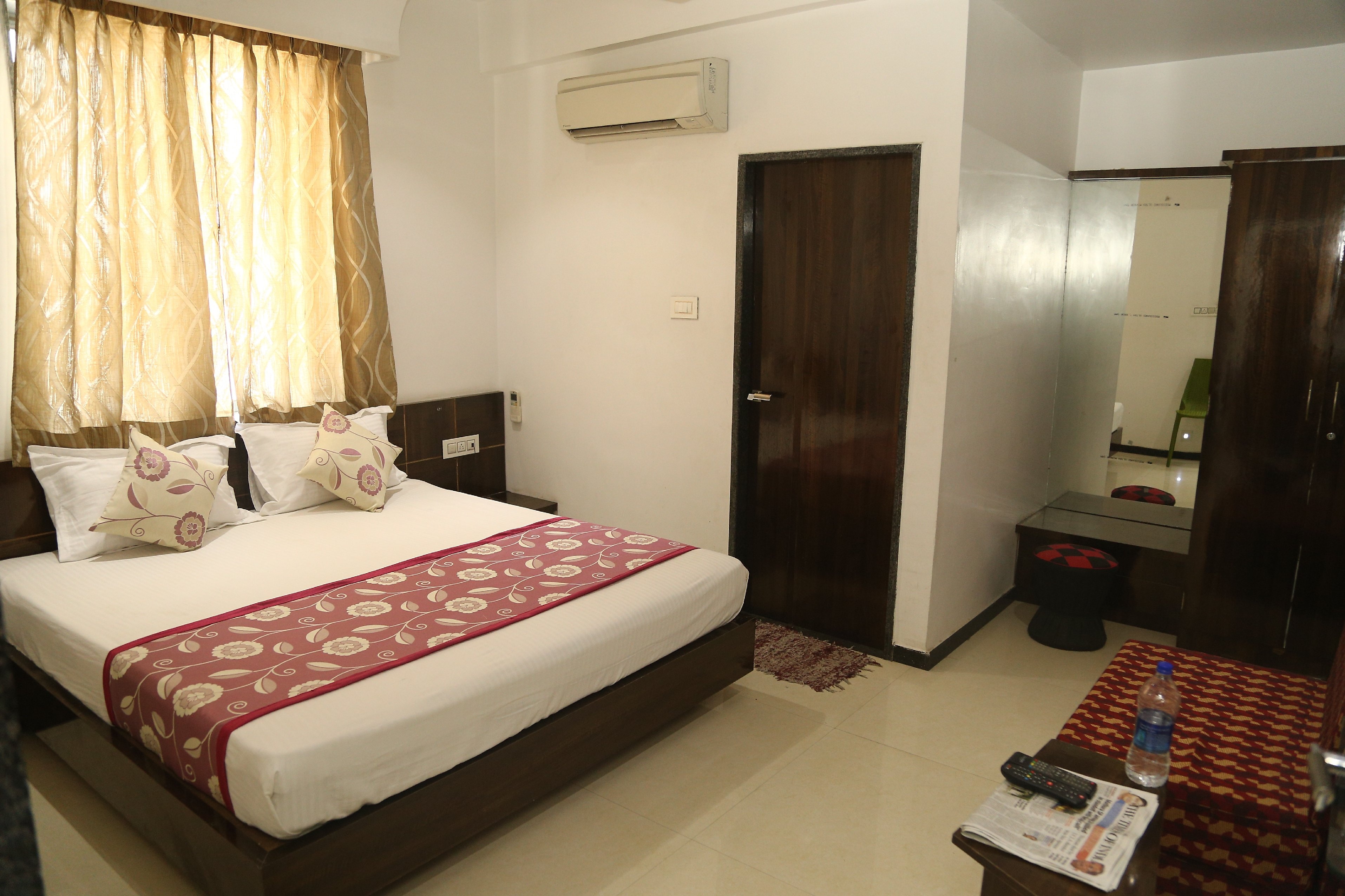 Indraprastha Resort - Tap to explore photos
