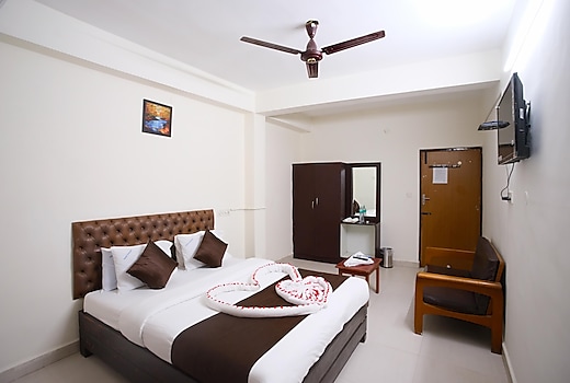 Ganesh Guest House Koyambedu Bus stand