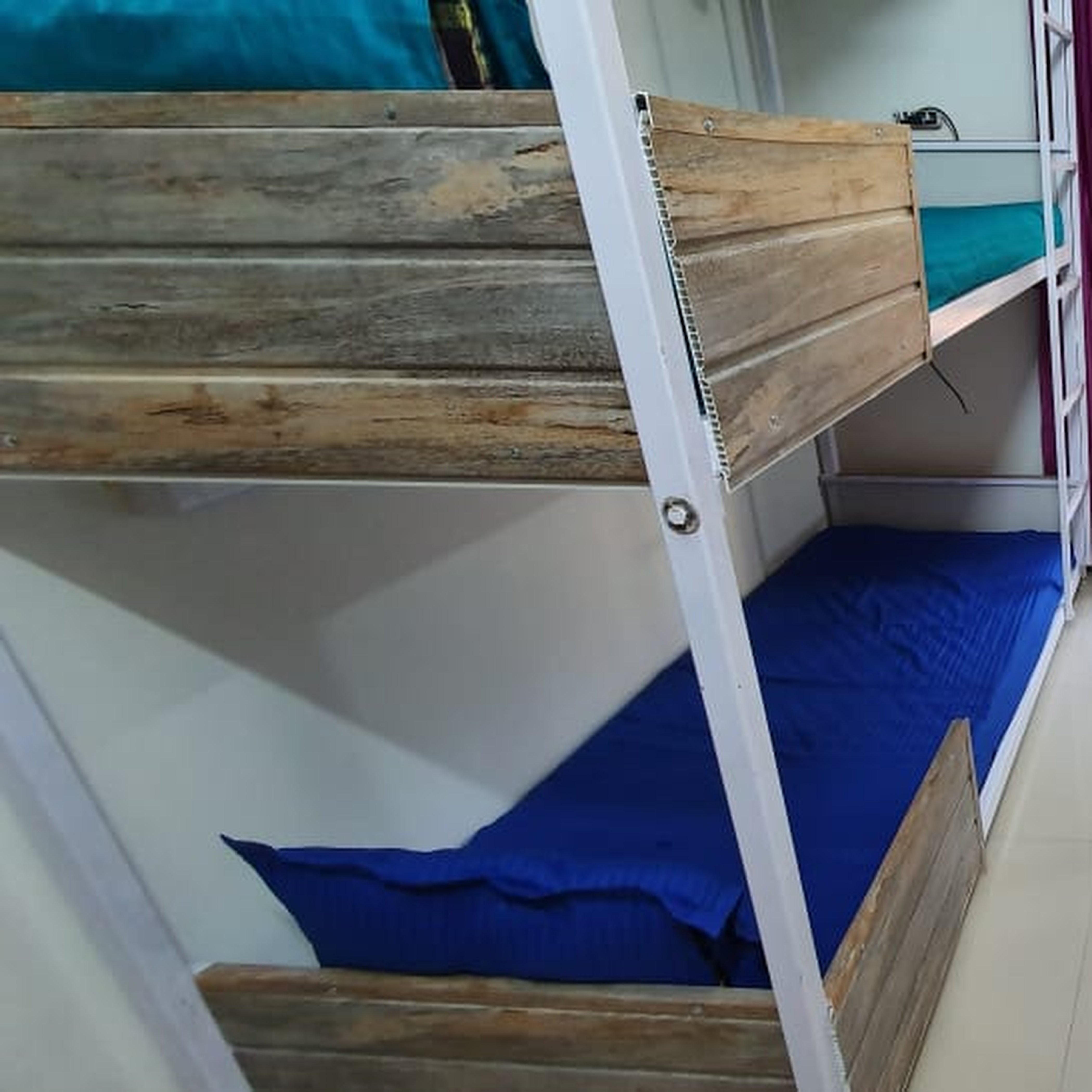 Crazy Coconut - A Backpacker Hostel - Tap to explore photos