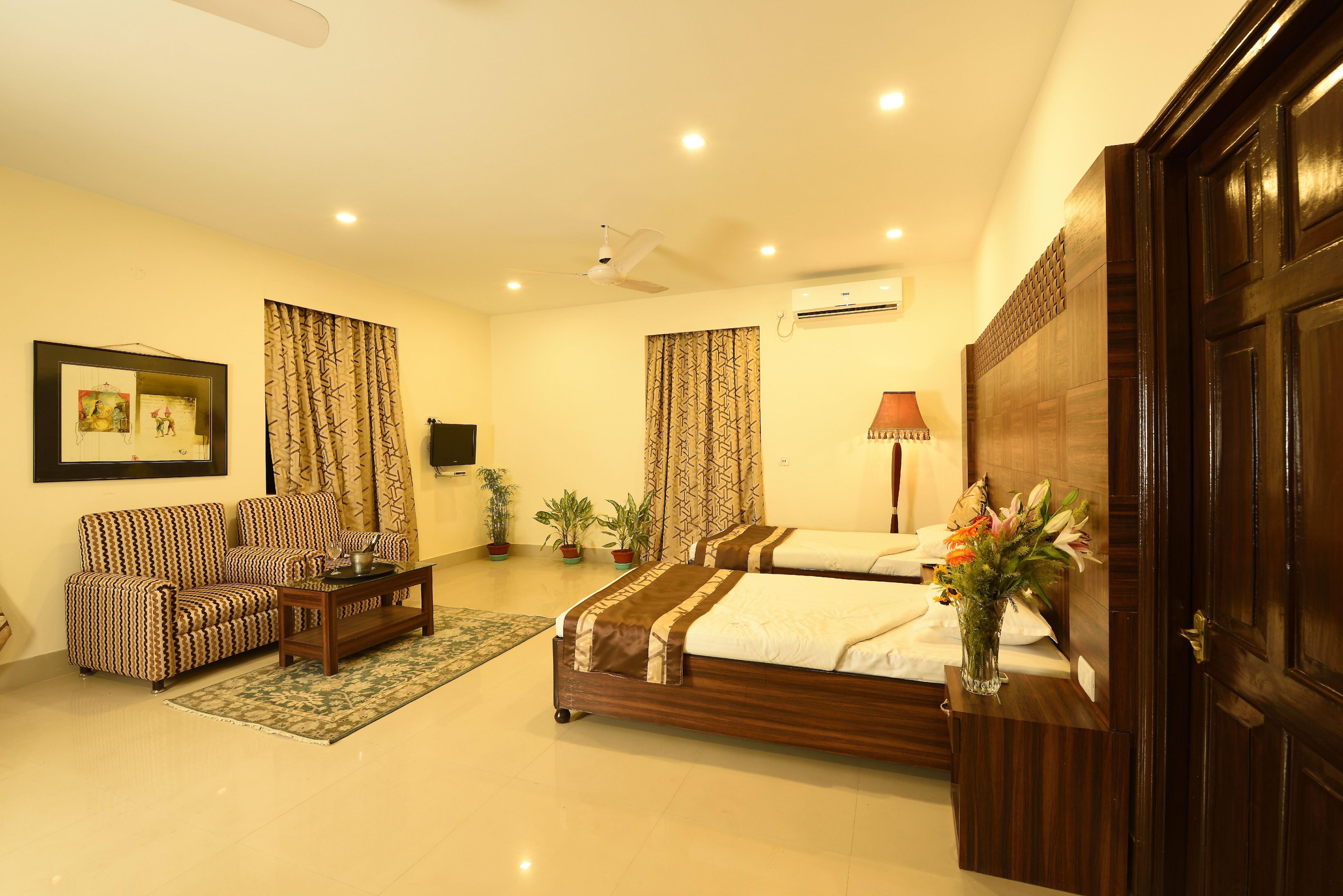 CHOWDHURY'S ESTATES PRIVATE LTD - Tap to explore photos
