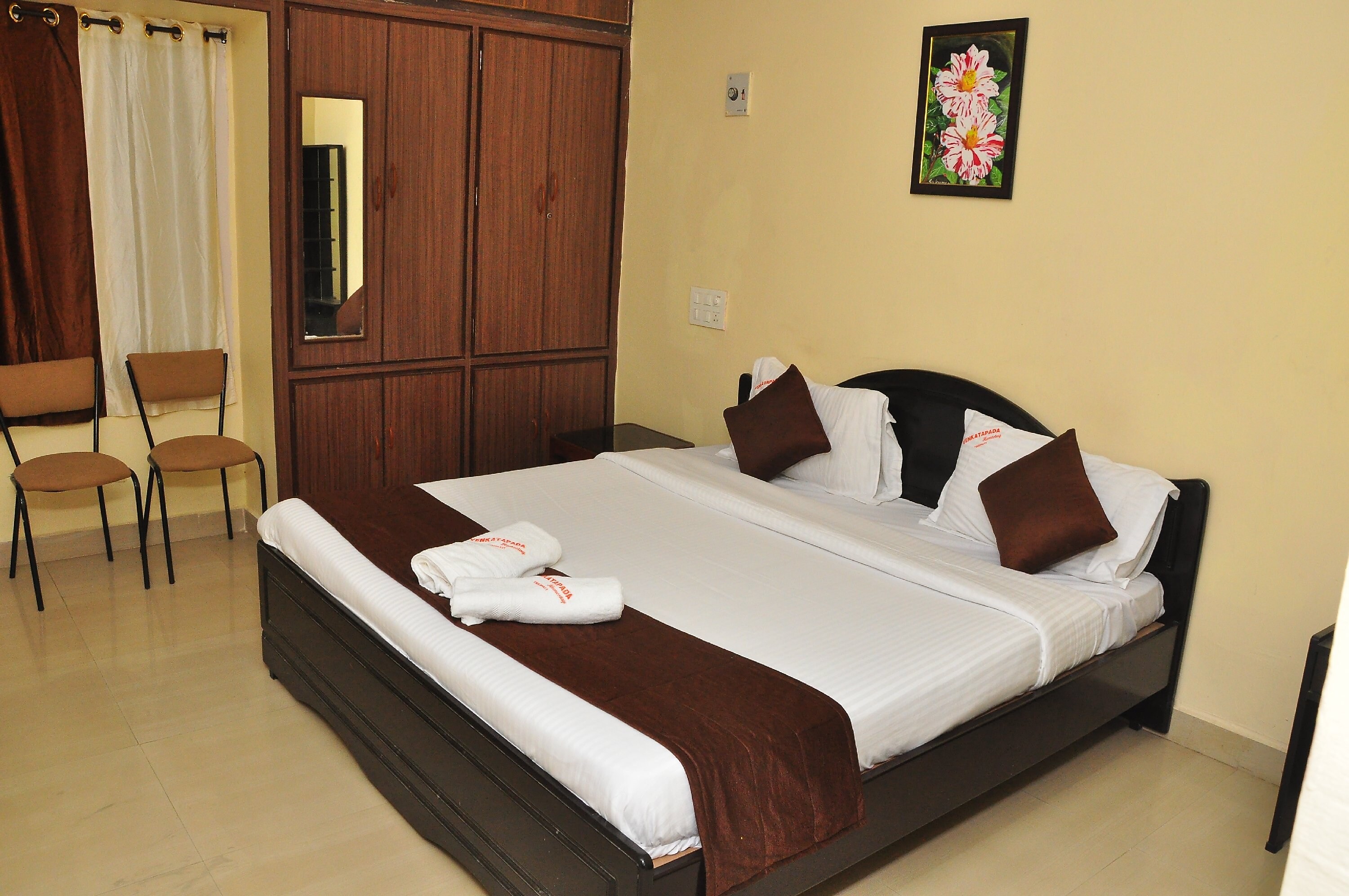 Venkatapada Homestay - Tap to explore photos