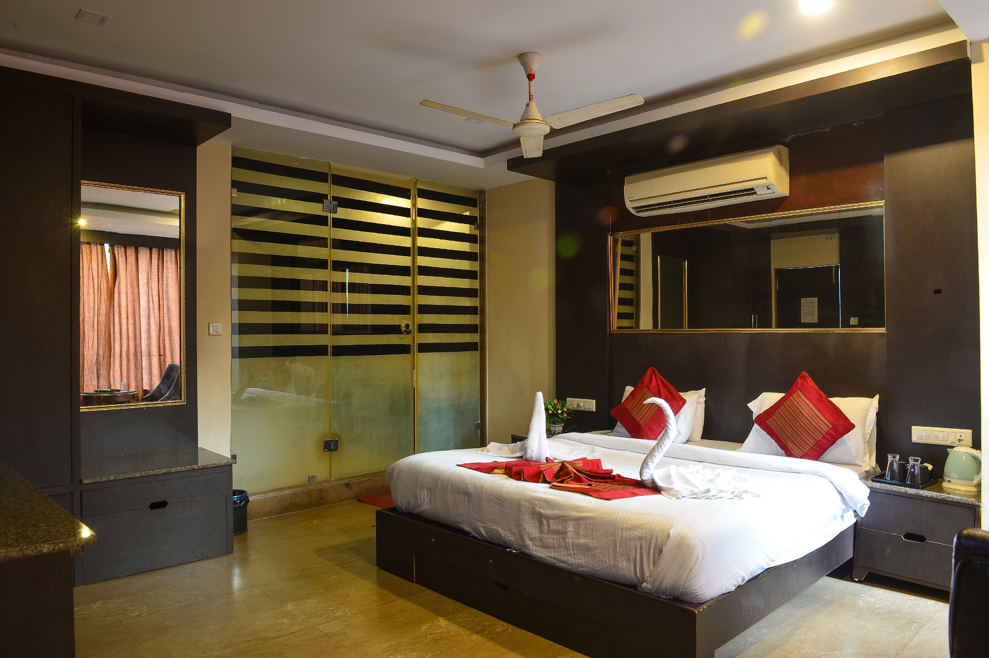 Baga Retreat, Near Titos Lane - Tap to explore photos