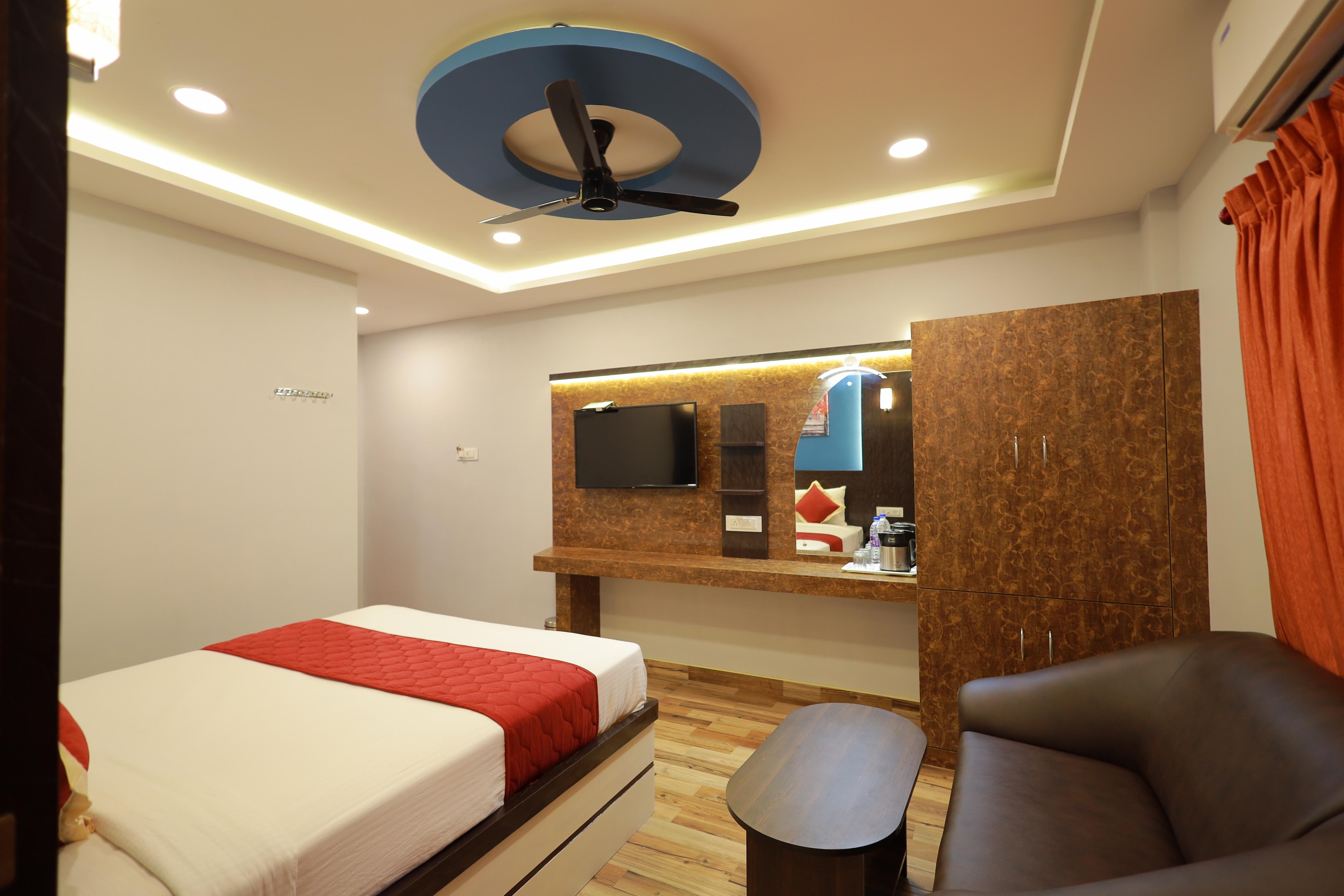 HOTEL JEYAM - Tap to explore photos