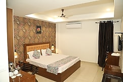 Hotel Whitestone Residency, Jalandhar