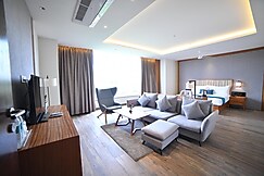 Cocoon Hotel, Sangli