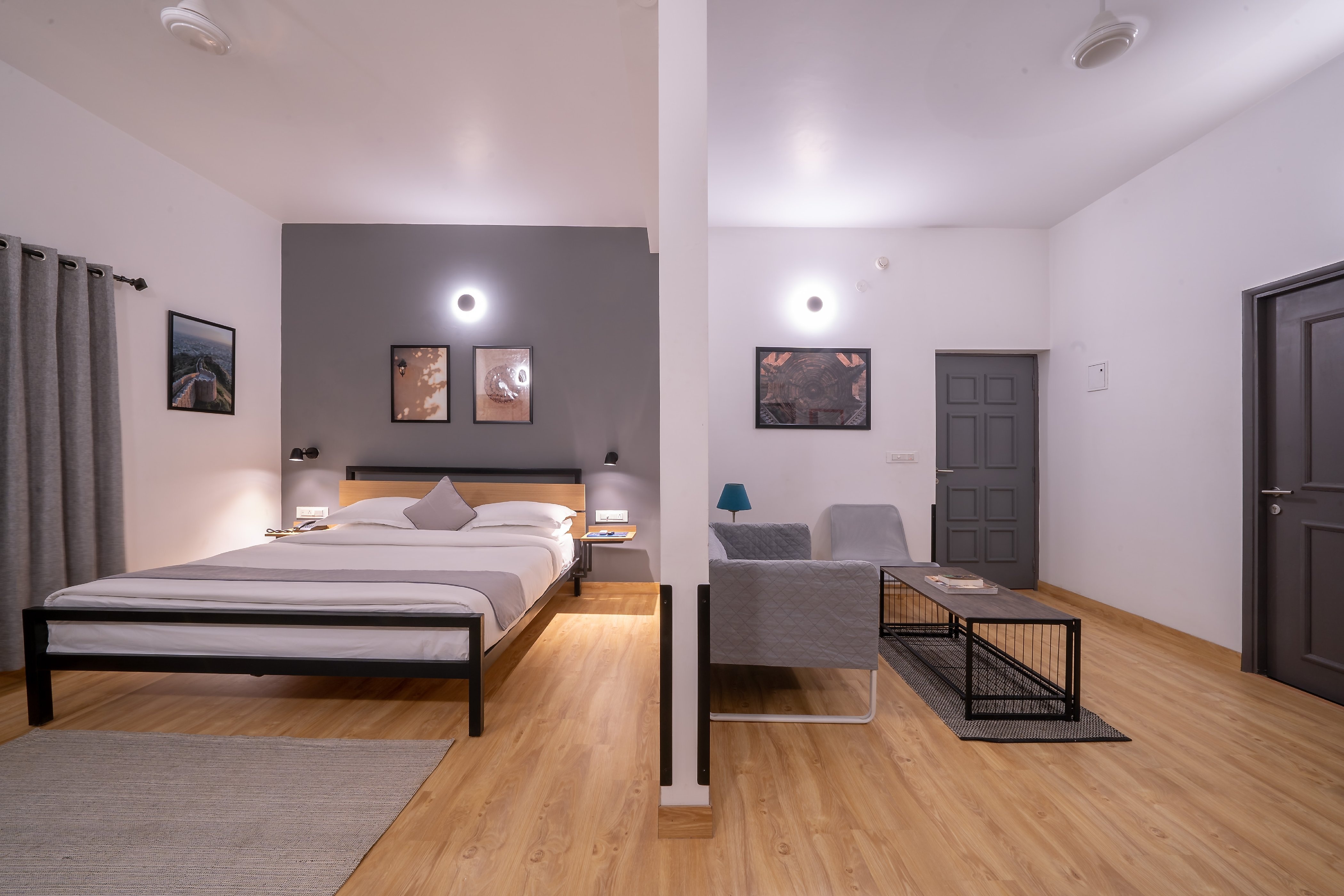 Hotel Loft 24, Mansarovar - Tap to explore photos