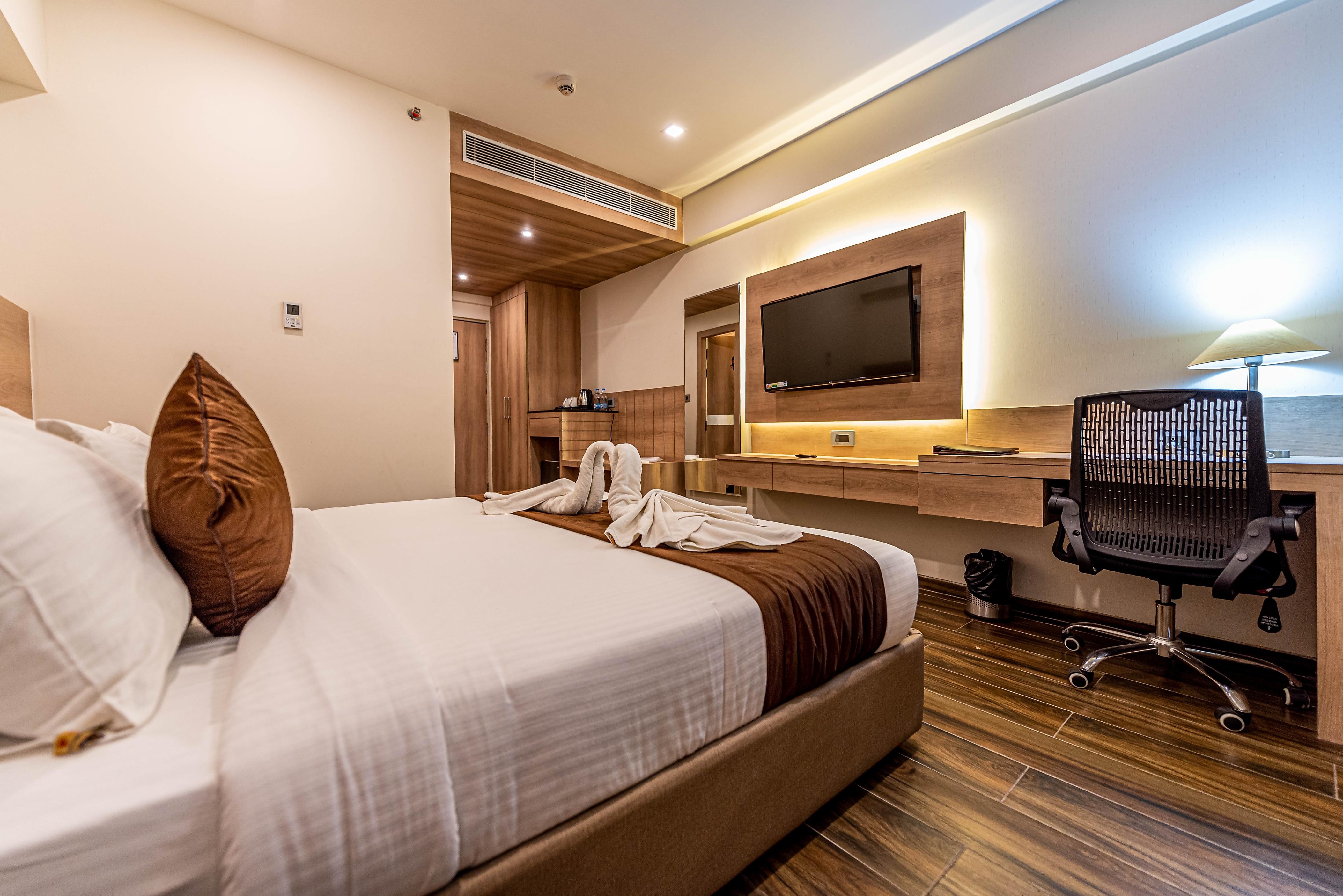 THE ELITE LUCKNOW CONVENTION HOTEL - Tap to explore photos