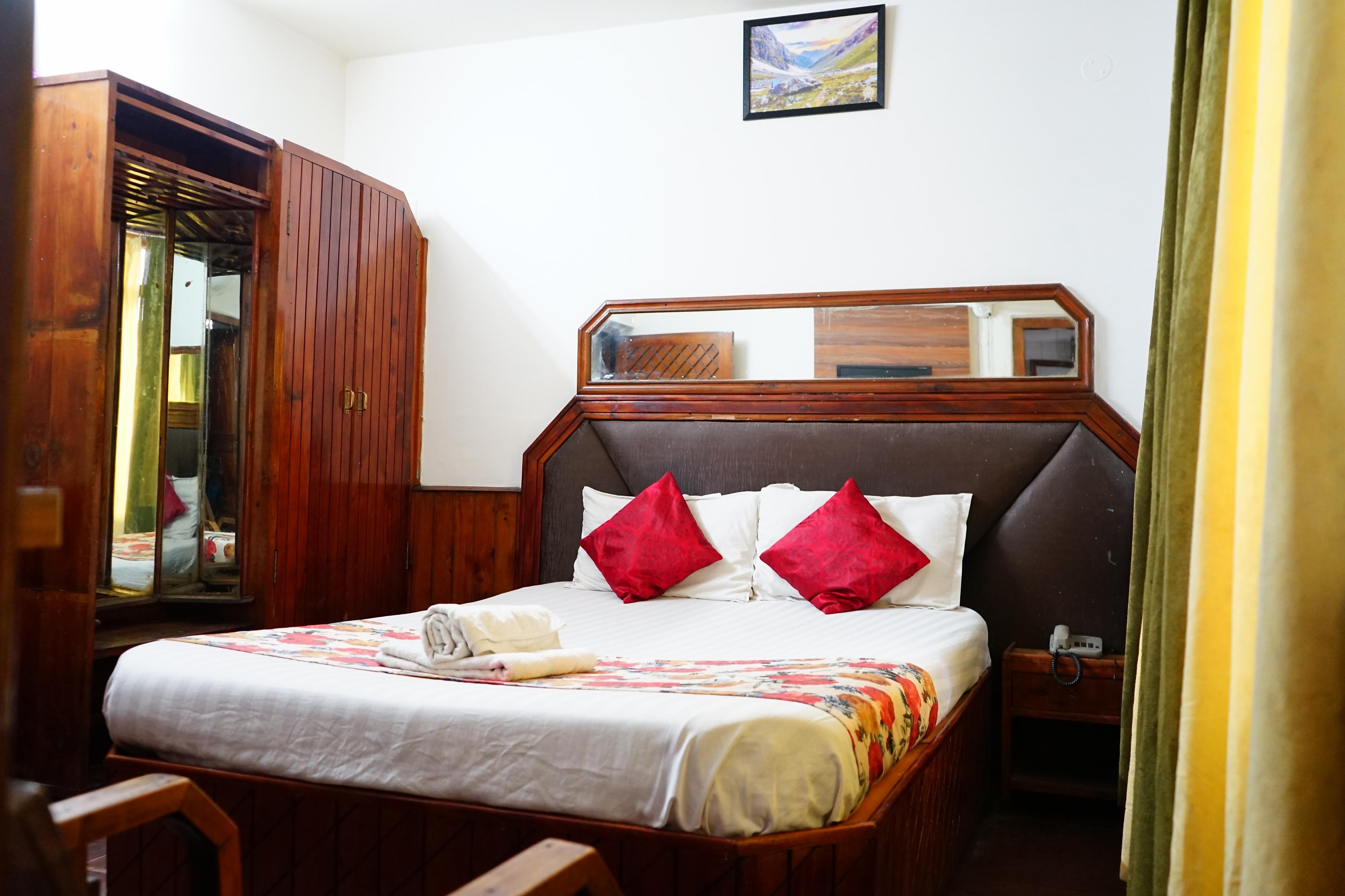 Hotel Magnolia Mallroad Manali - Tap to explore photos