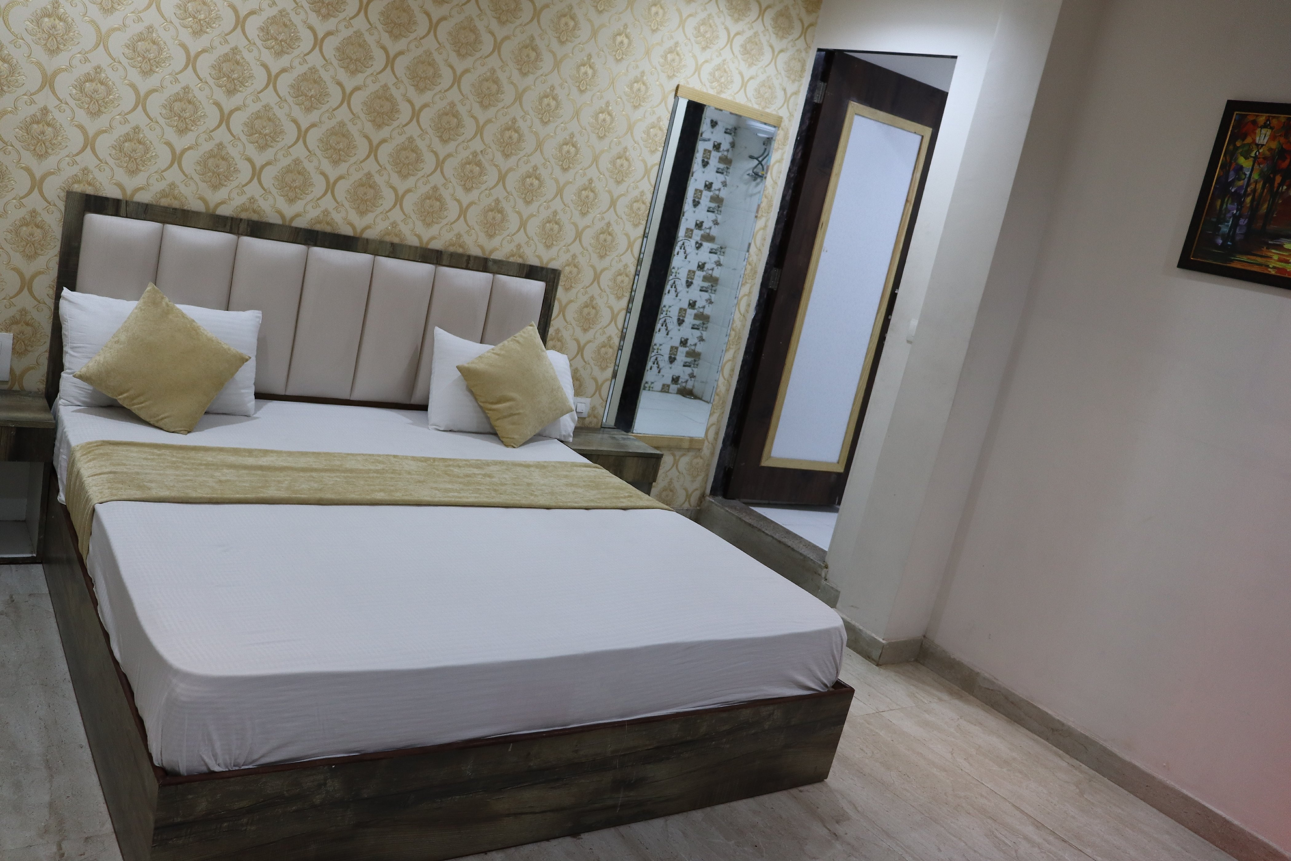 Hotel BHRAJ INN - Tap to explore photos