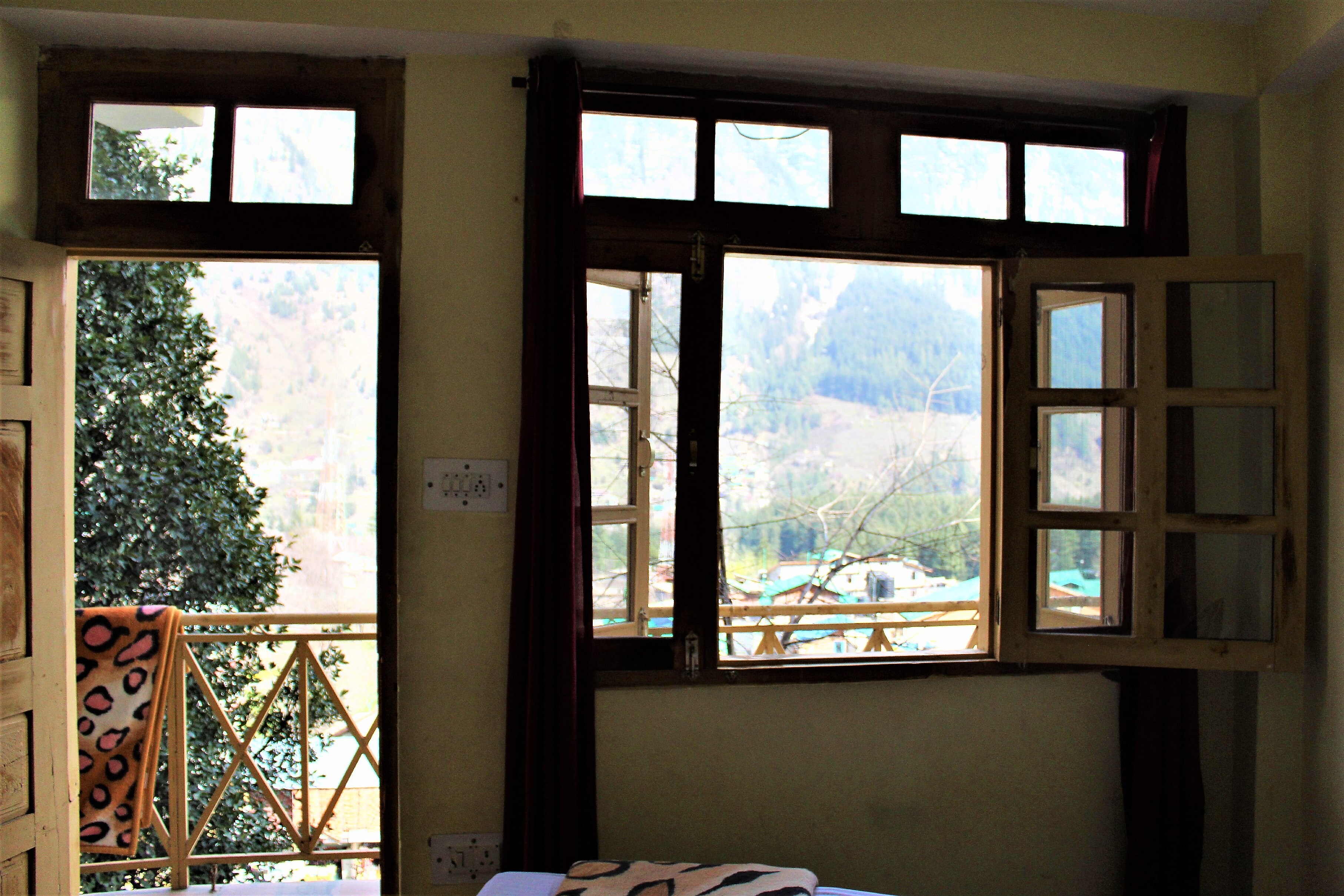 Anshika INN Manali - Tap to explore photos