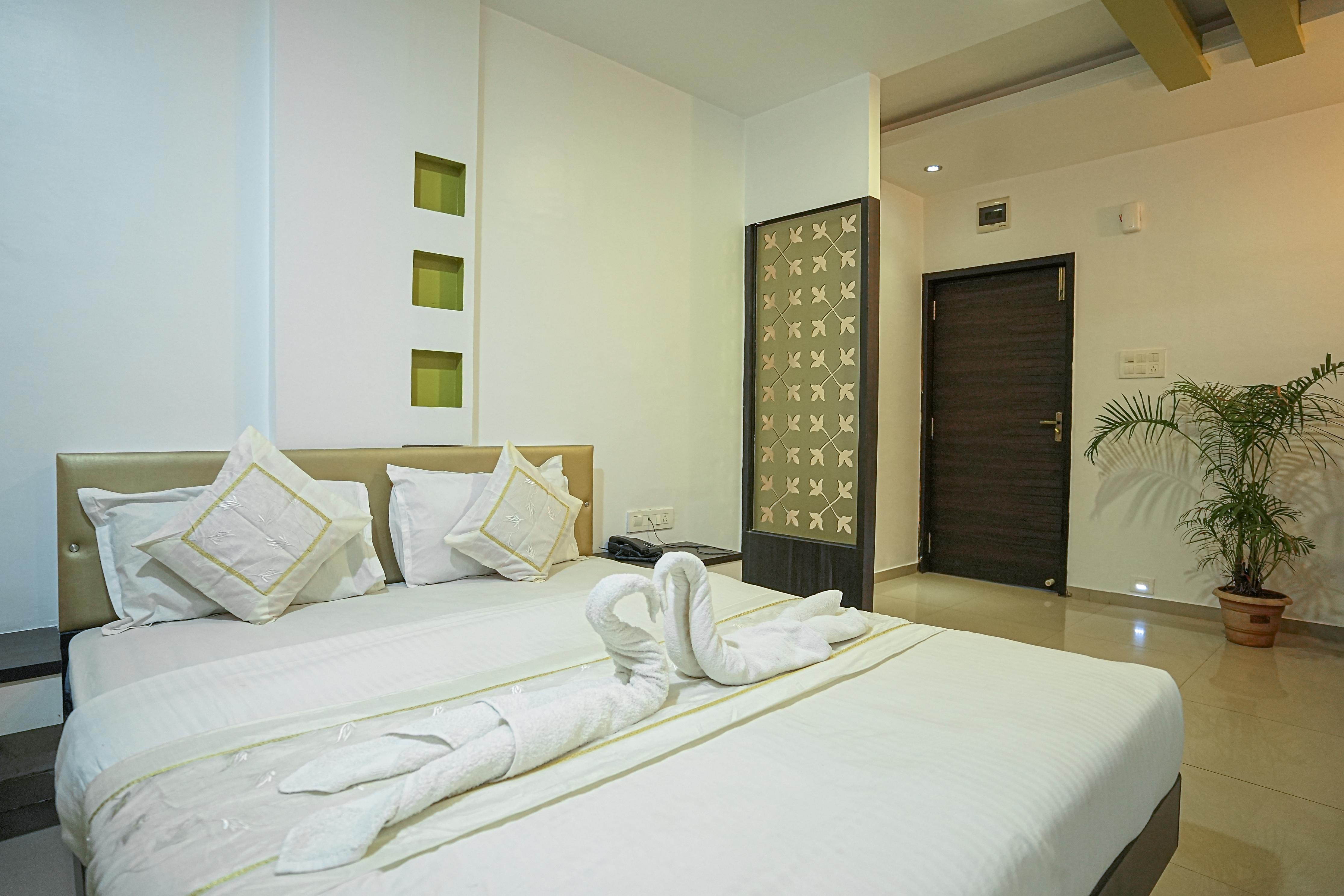 Executive Suite Room 1