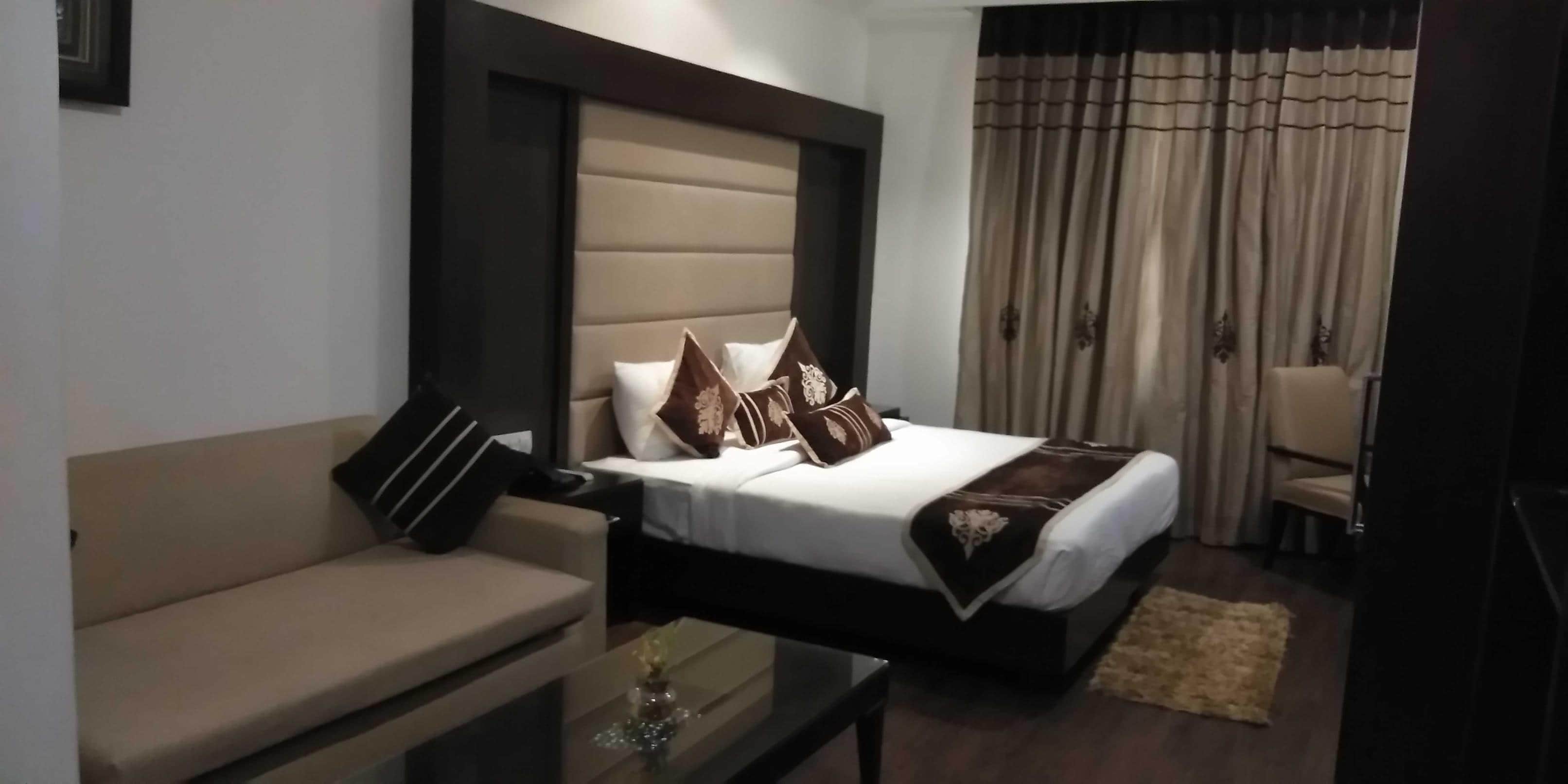 Yashobhoomi Hotel Pitrashish Pride, Delhi Airport - Tap to explore photos