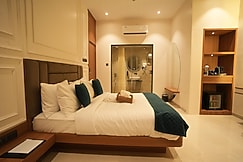 The Jeevan Inn (Newly Renovated), Shirdi