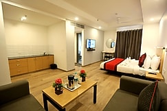 Hotel White Saffron, Delhi