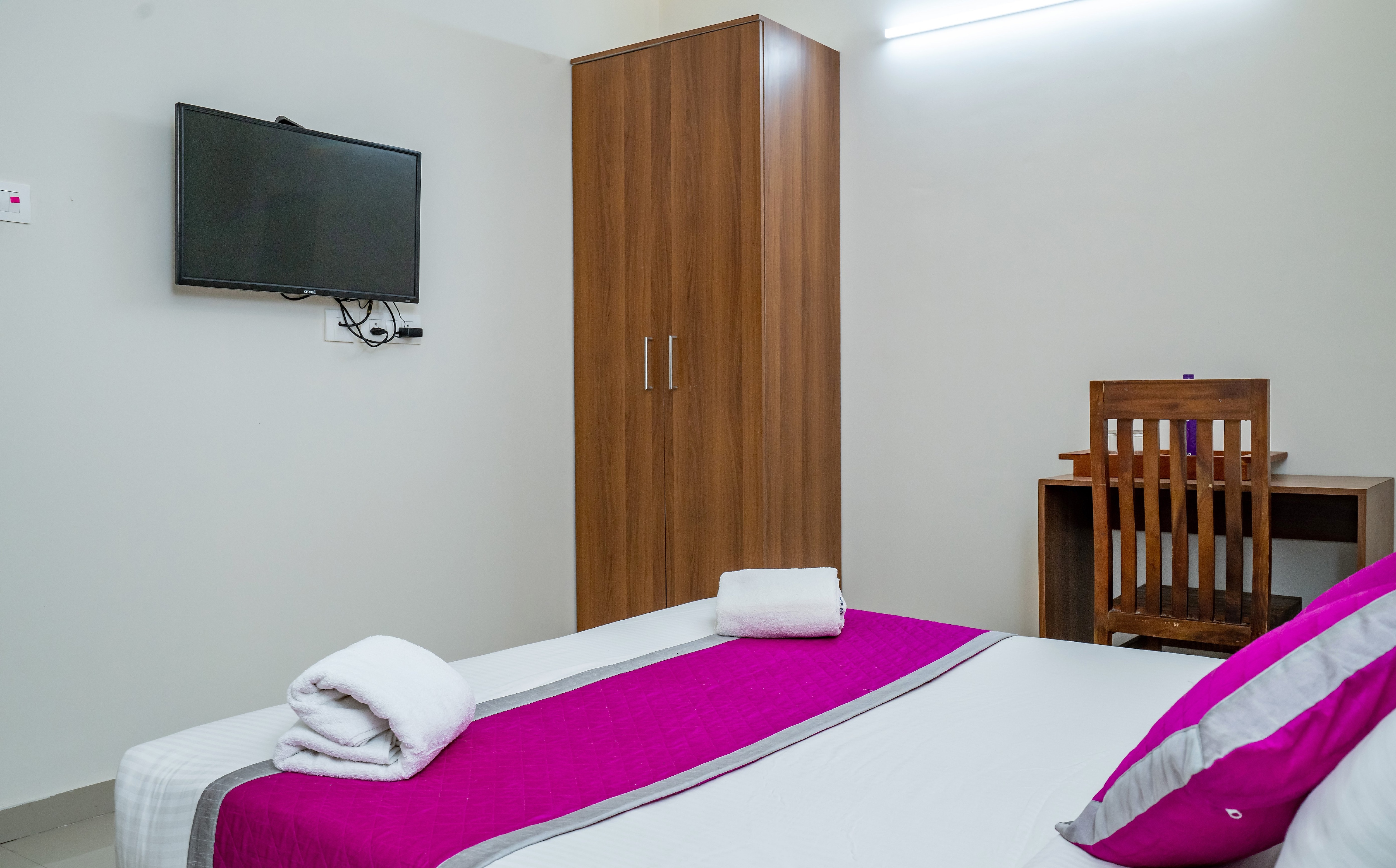 Nexstay Treats Inn - Tap to explore photos