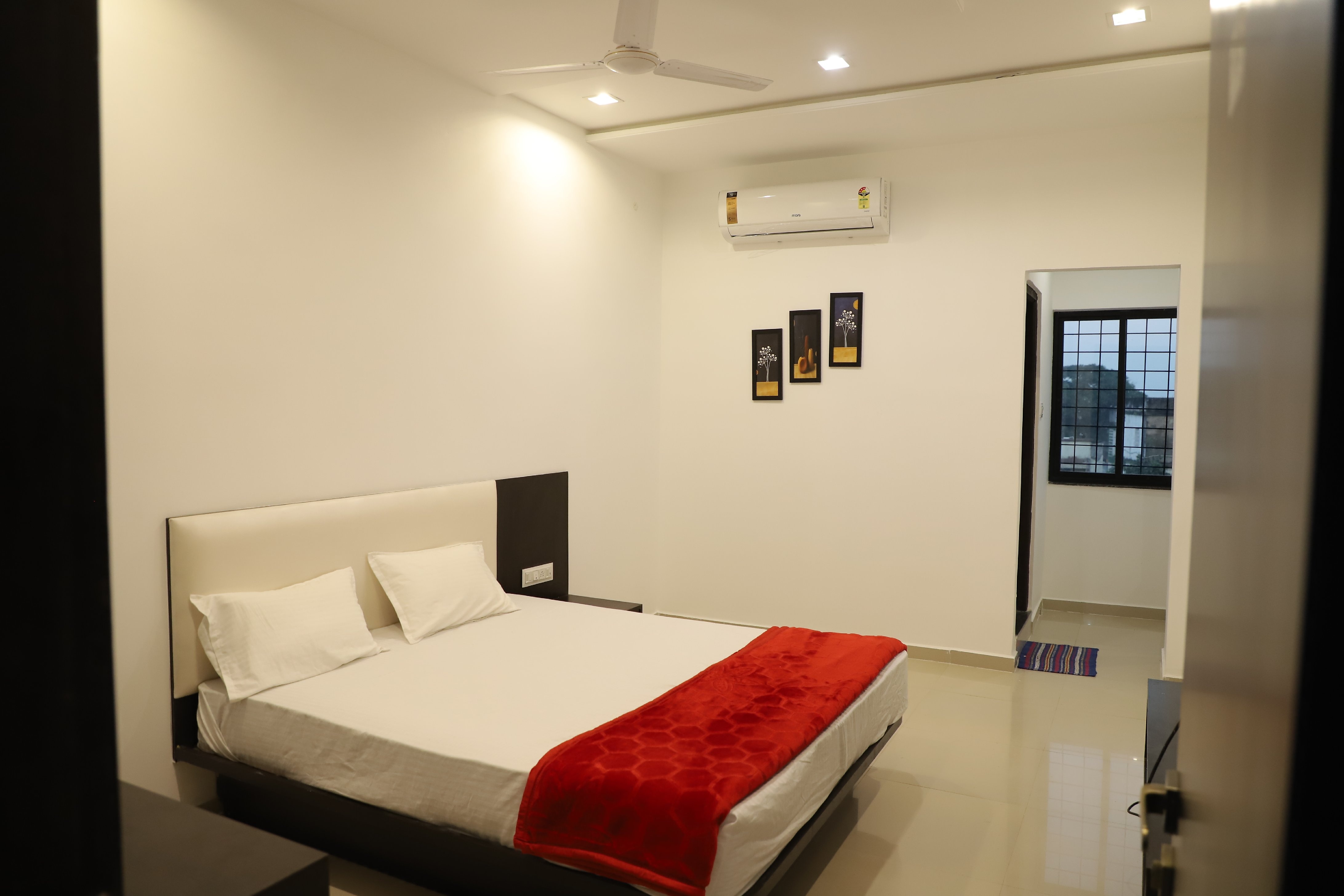 HOTEL VIVEKANAND SUITES WANI - Tap to explore photos