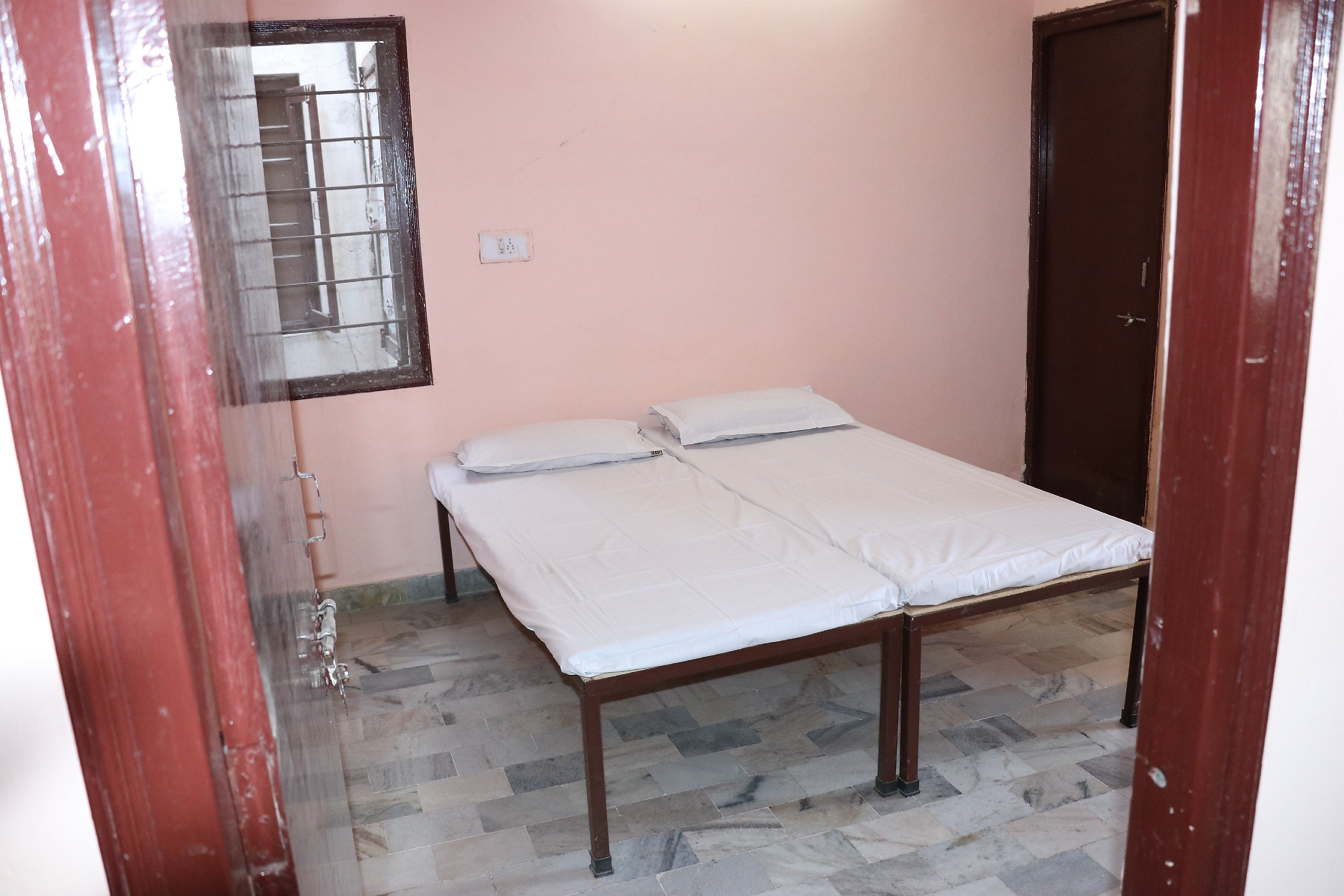 Kiran Guest House - Tap to explore photos
