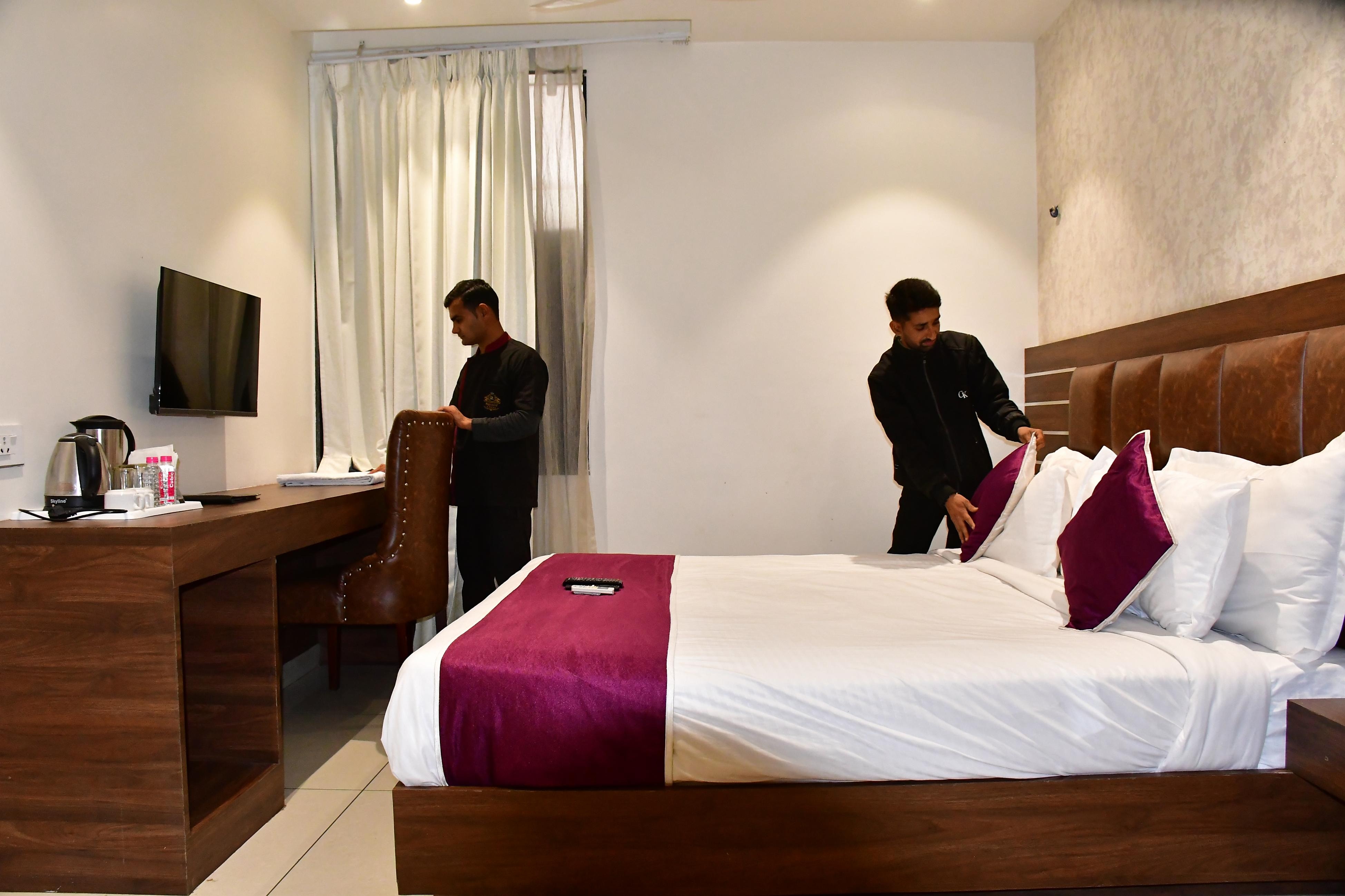 Rajlaxmi Hotel  Near Jaipur Airport - Tap to explore photos