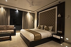 Hotel Hilltrip, Bankura