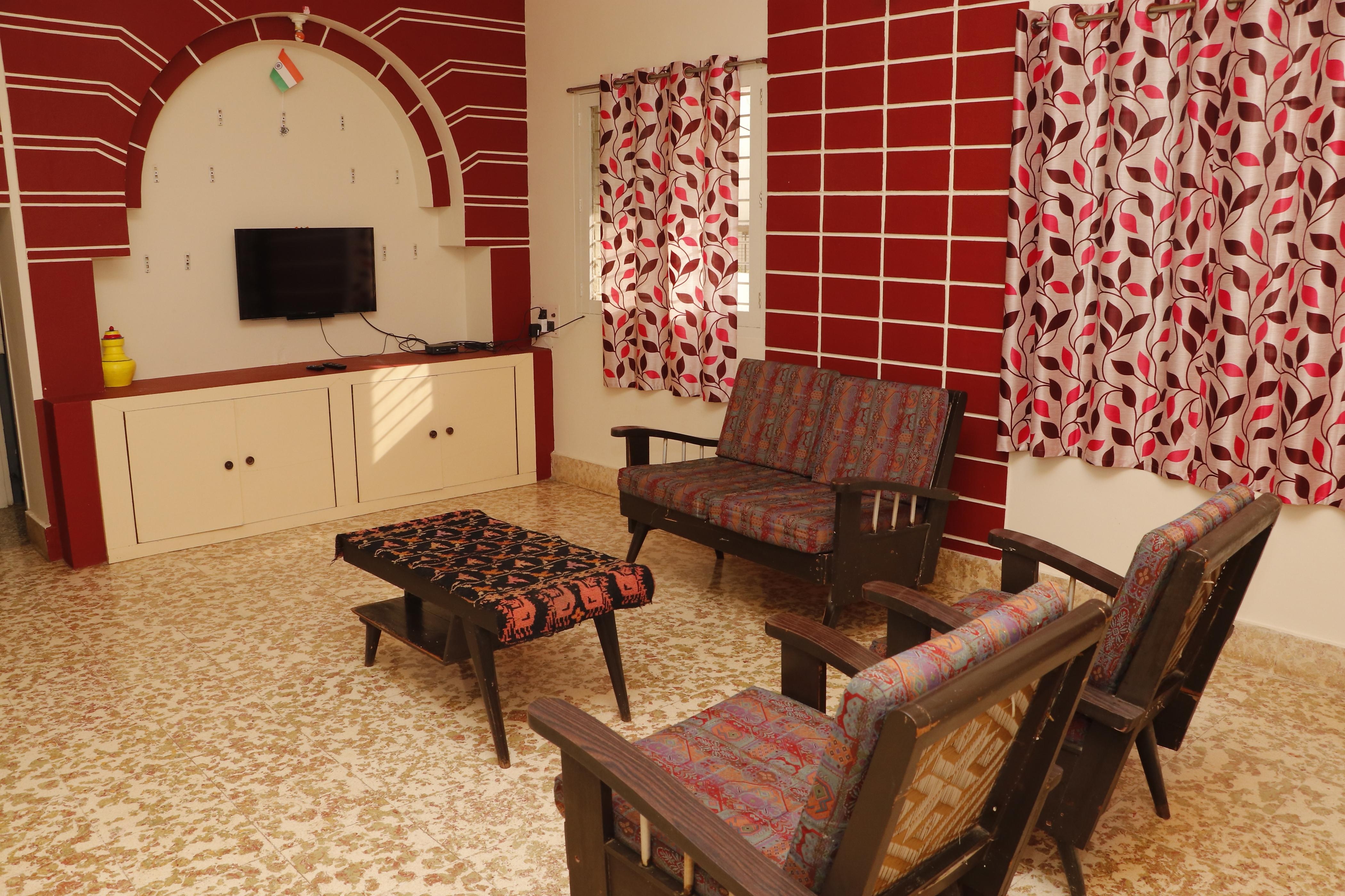 Chandana Homestay - Tap to explore photos