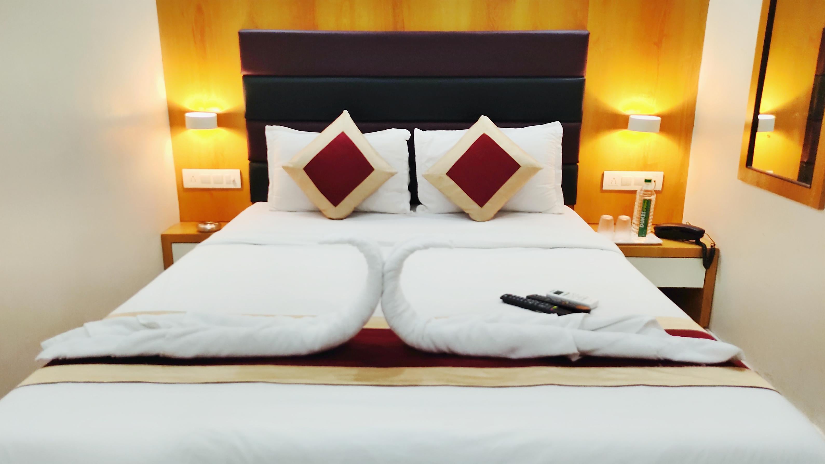 Gateway Suites - Tap to explore photos