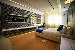 BNGV Grandeur Hotel & Banquets, Kolar